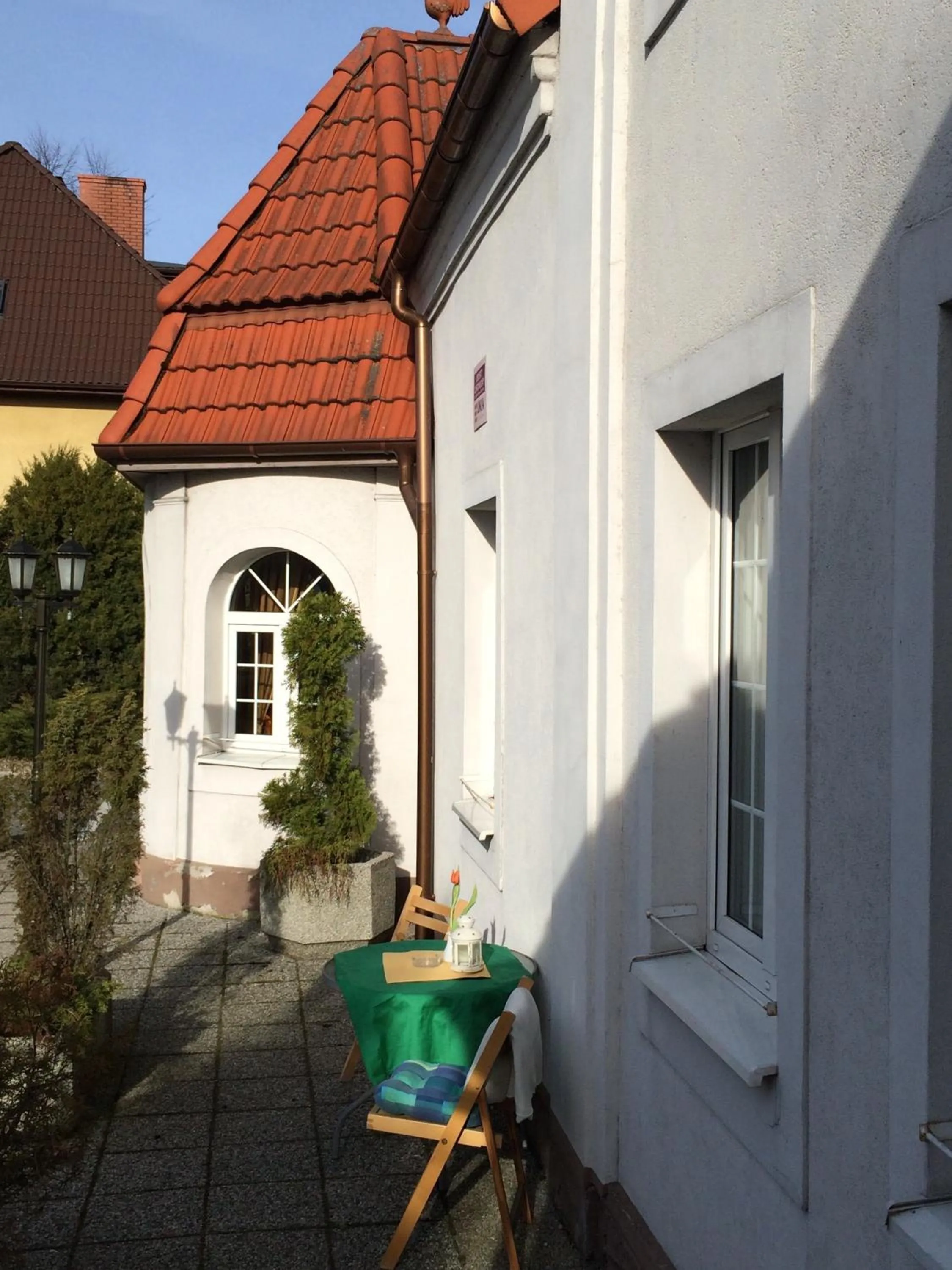 Facade/entrance in Dom Goscinny Bialy Dworek