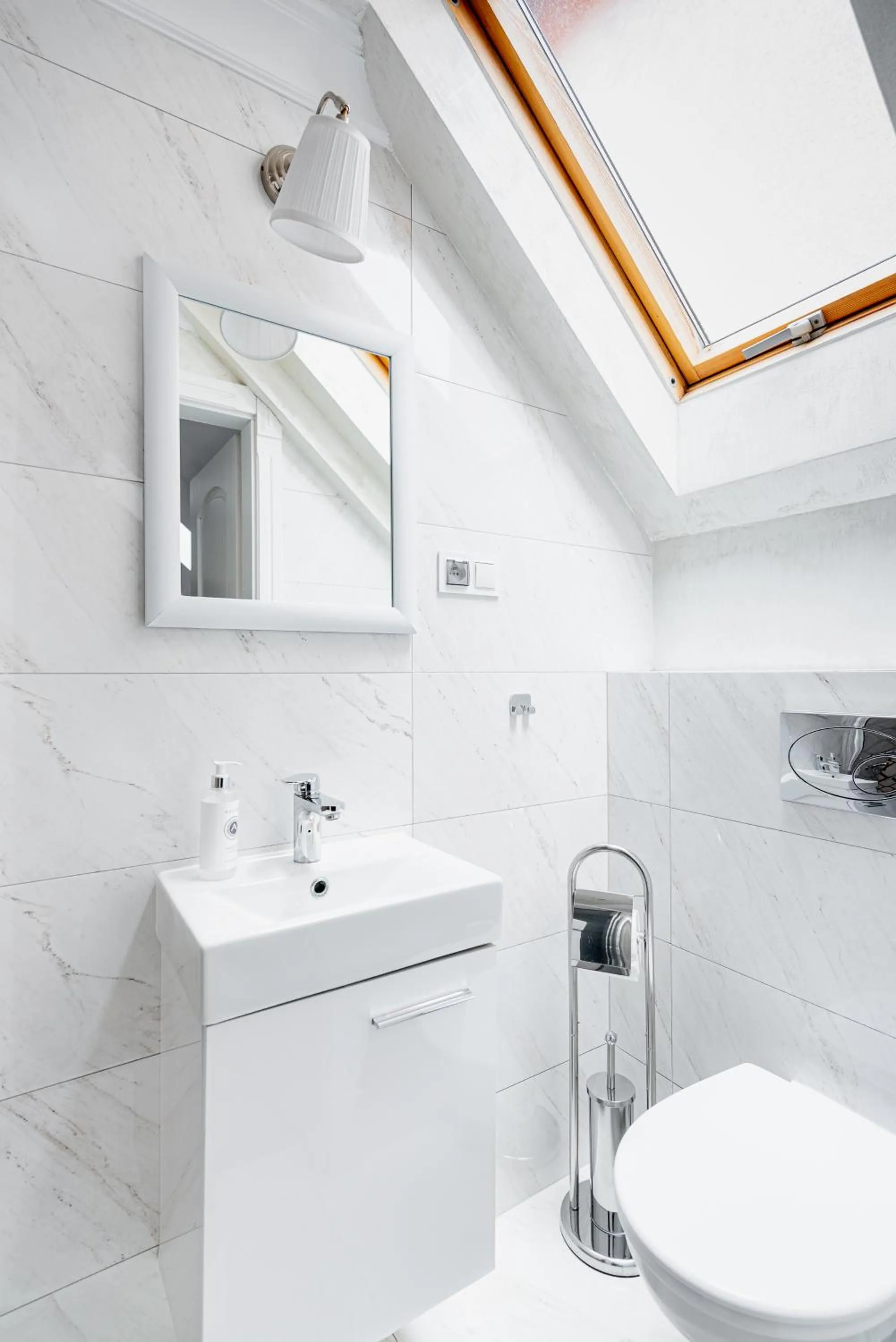 Dom Goscinny Bialy Dworek