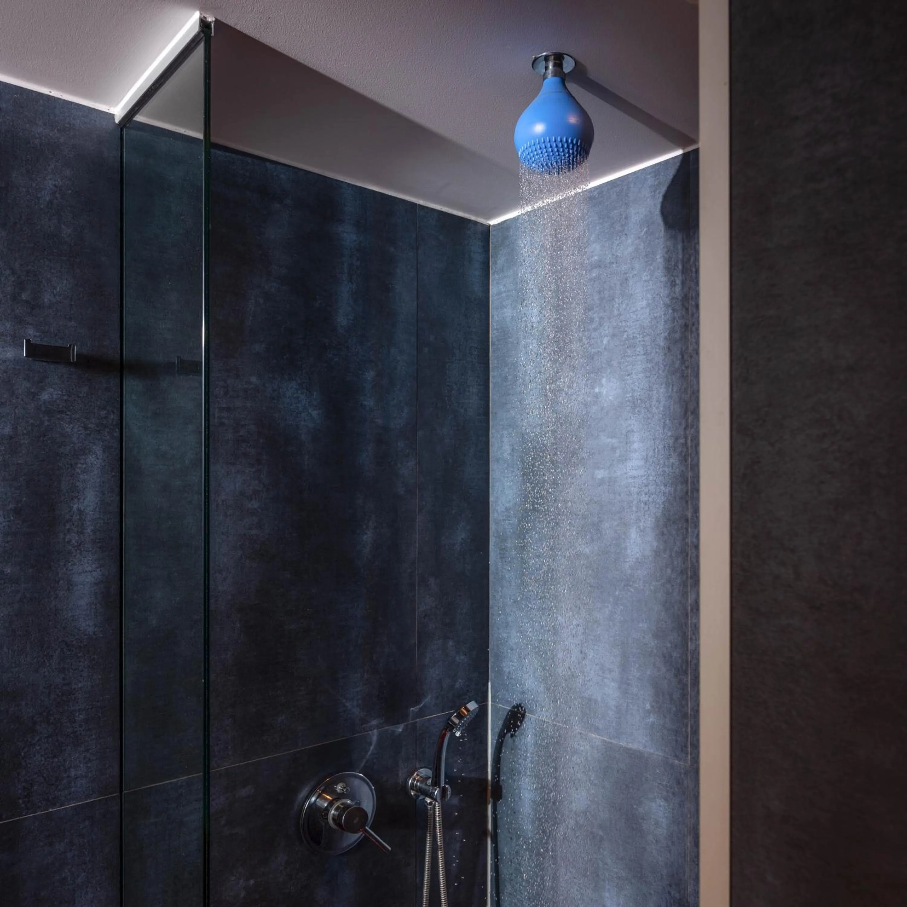 Shower in Essence Hotel