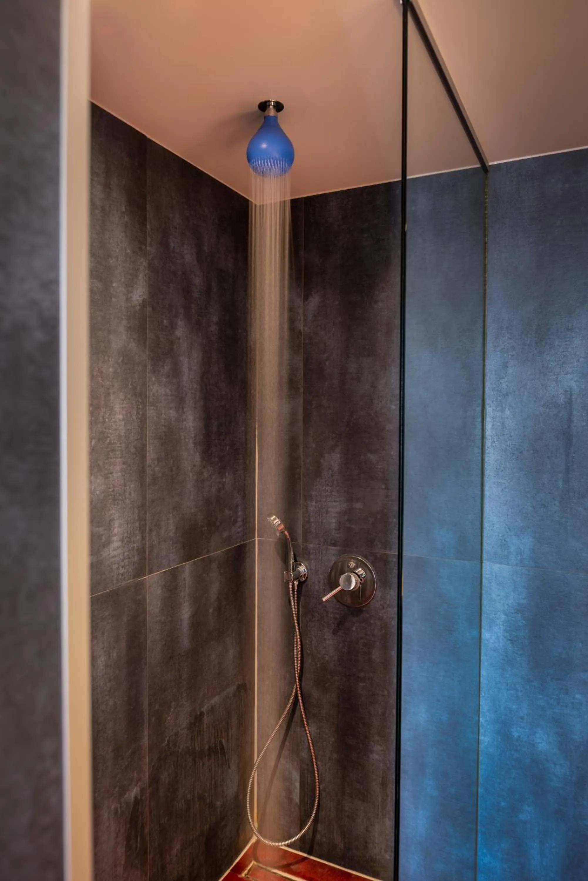 Shower in Essence Hotel