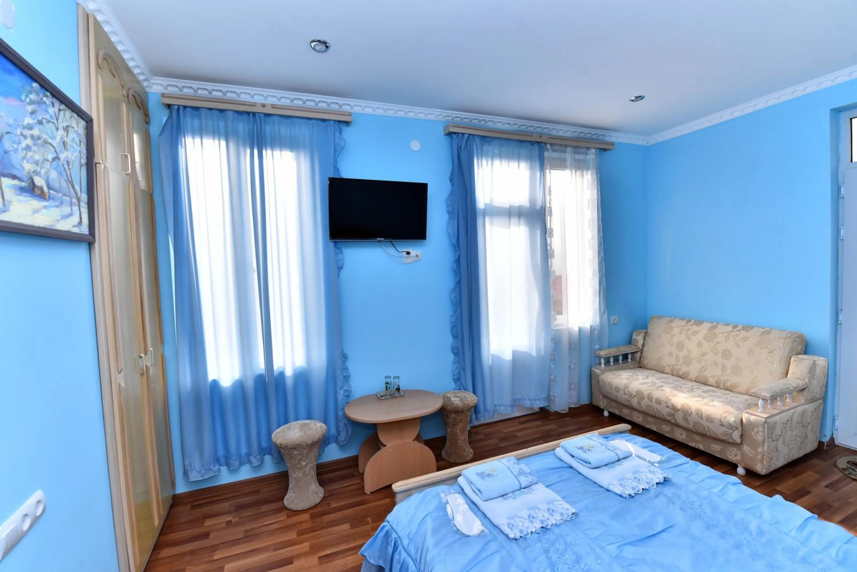 Haghpat Hotel