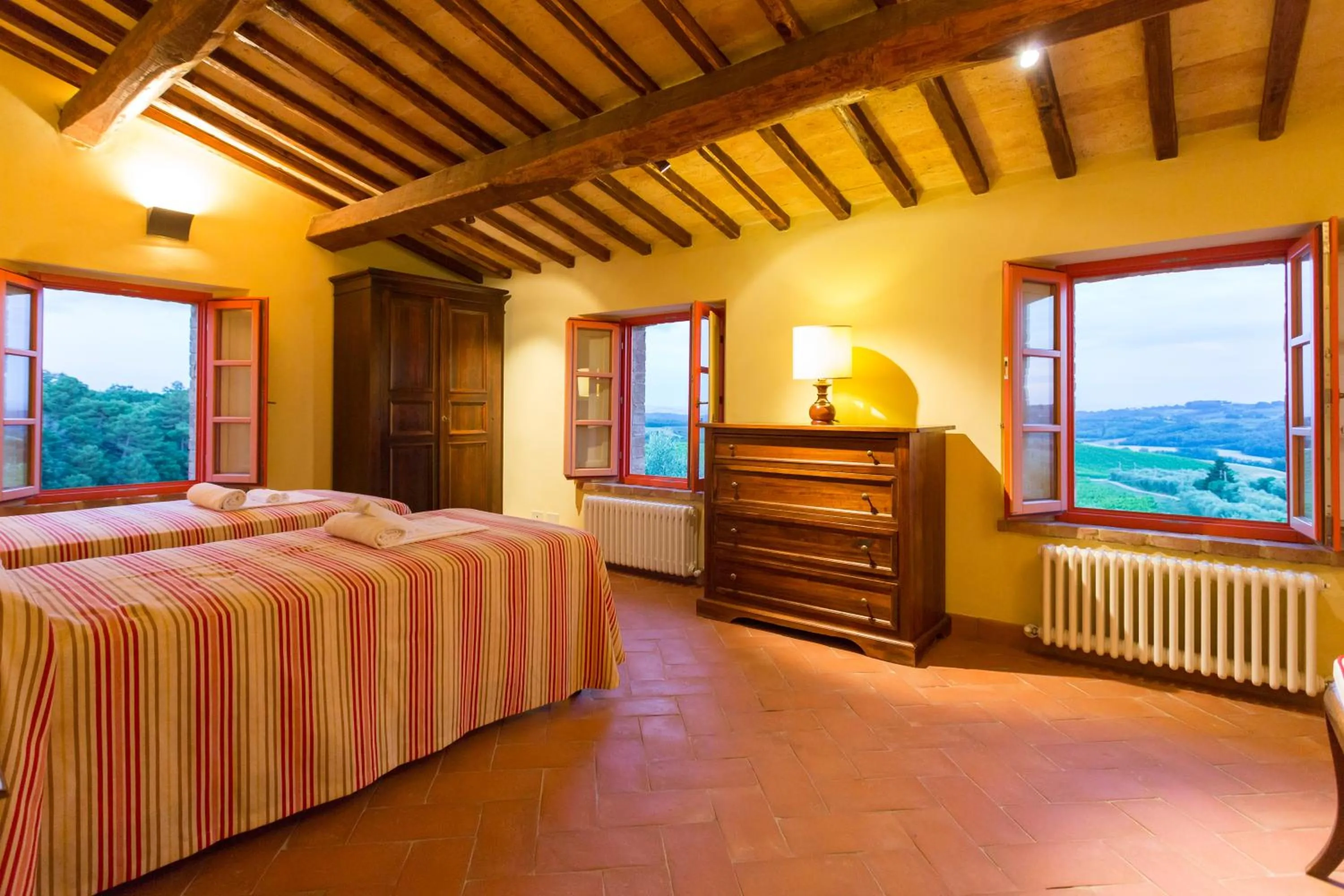 Photo of the whole room, Bed in Tenuta Di Monaciano