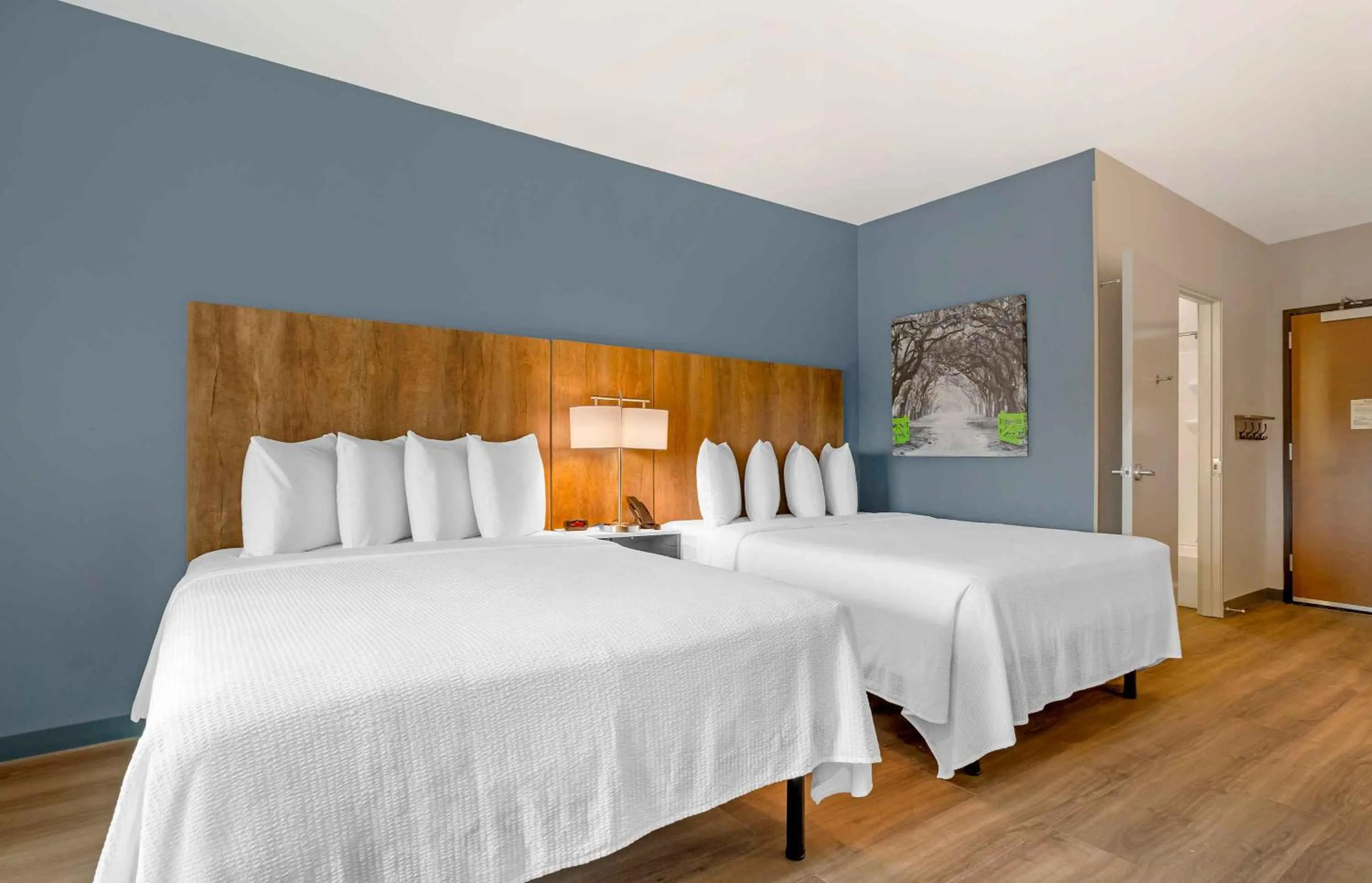 Bed in Extended Stay America Premier Suites - Bradenton