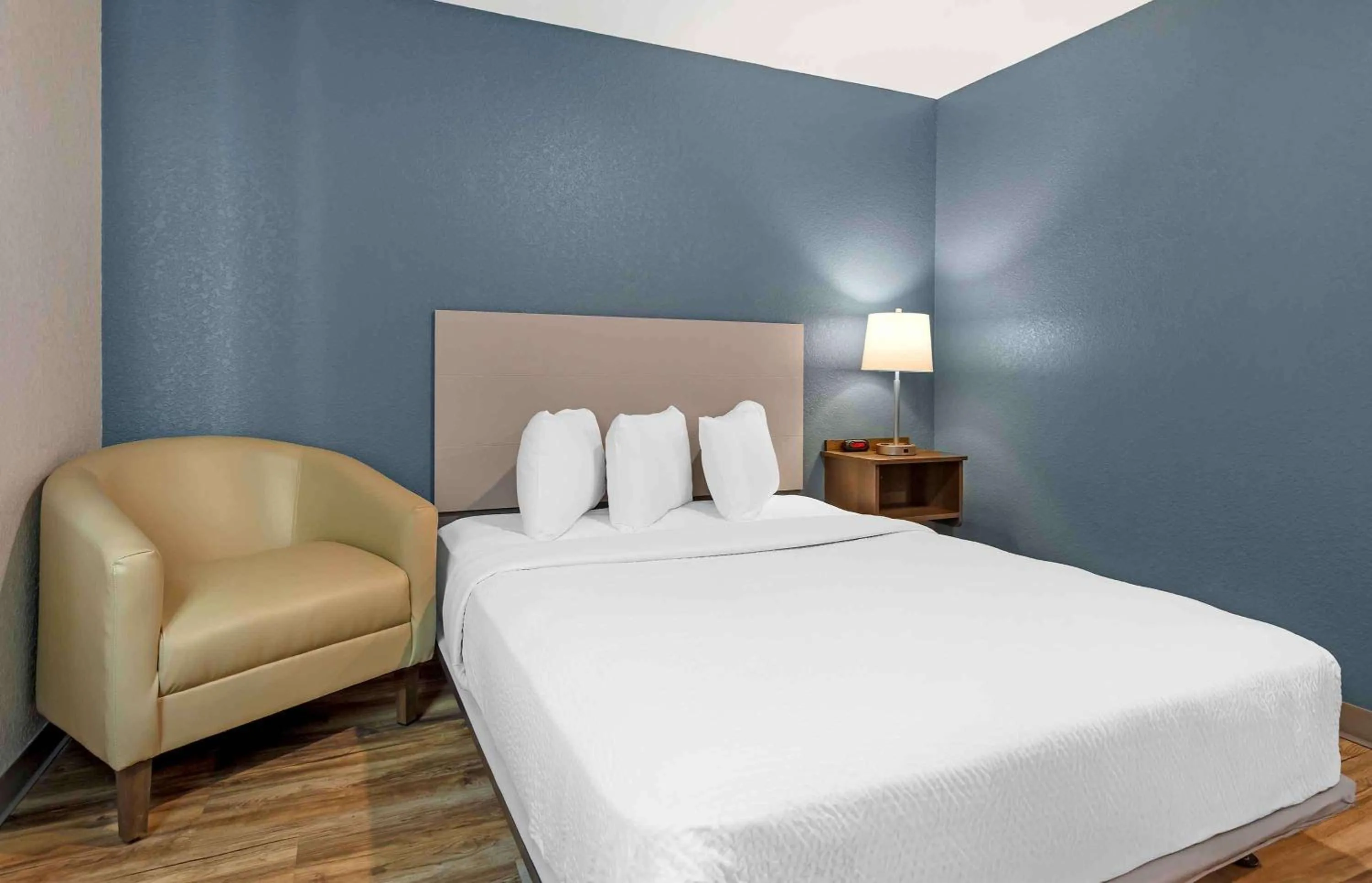 Bedroom, Bed in Extended Stay America Suites - Tampa - Casino Area