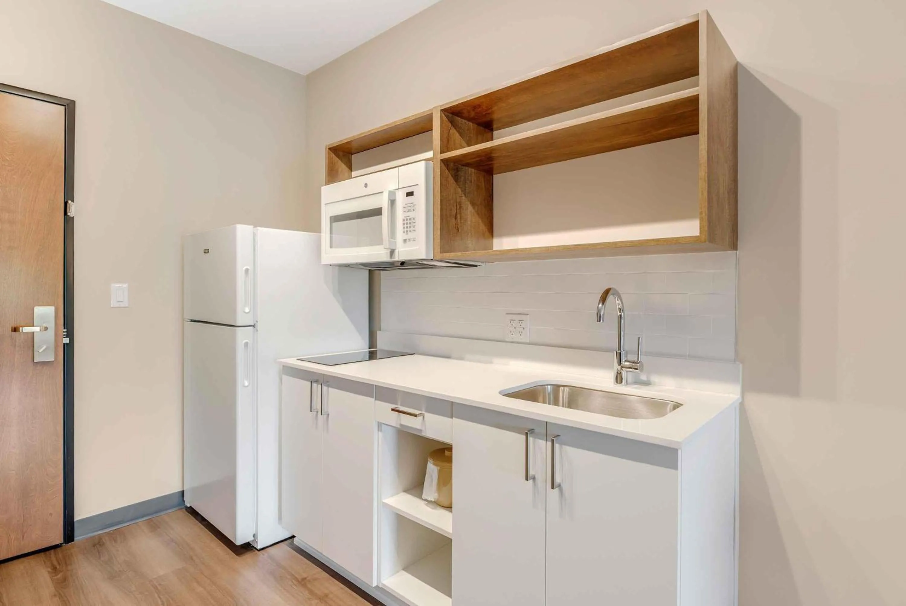 Kitchen or kitchenette in Extended Stay America Premier Suites - Charlottesville