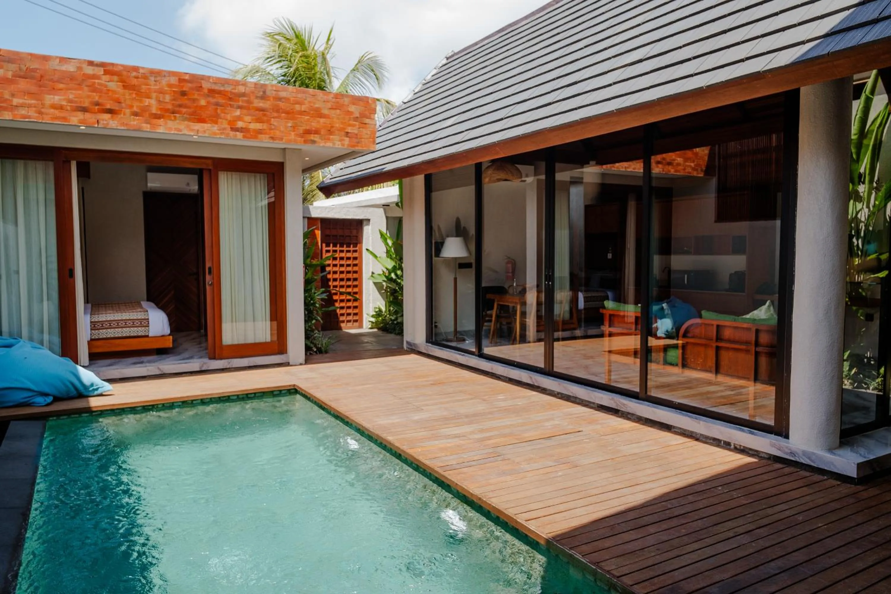 Bathroom in Unagi Mas Villa by Emana