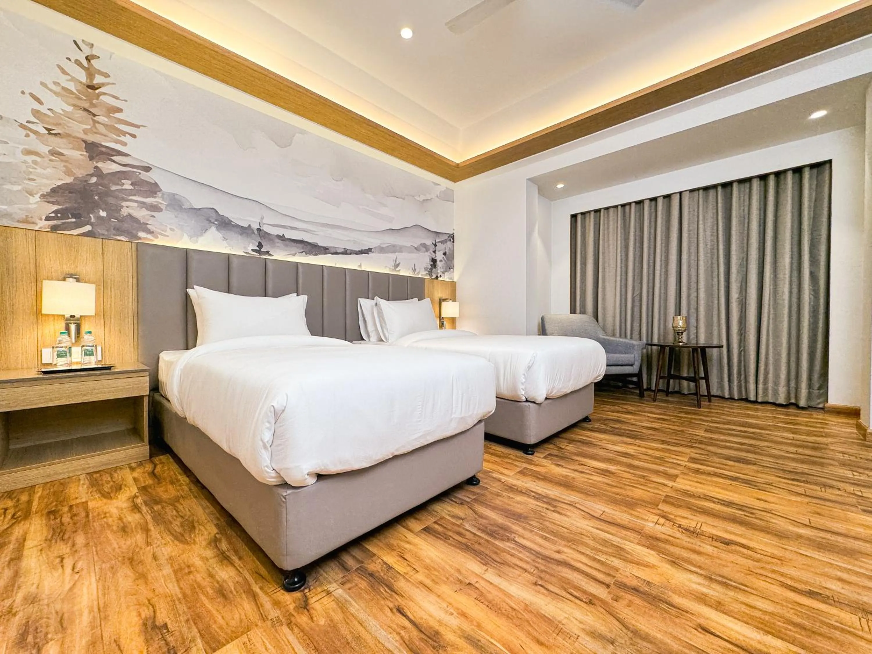 Bed in Best Western Matra Kasauli