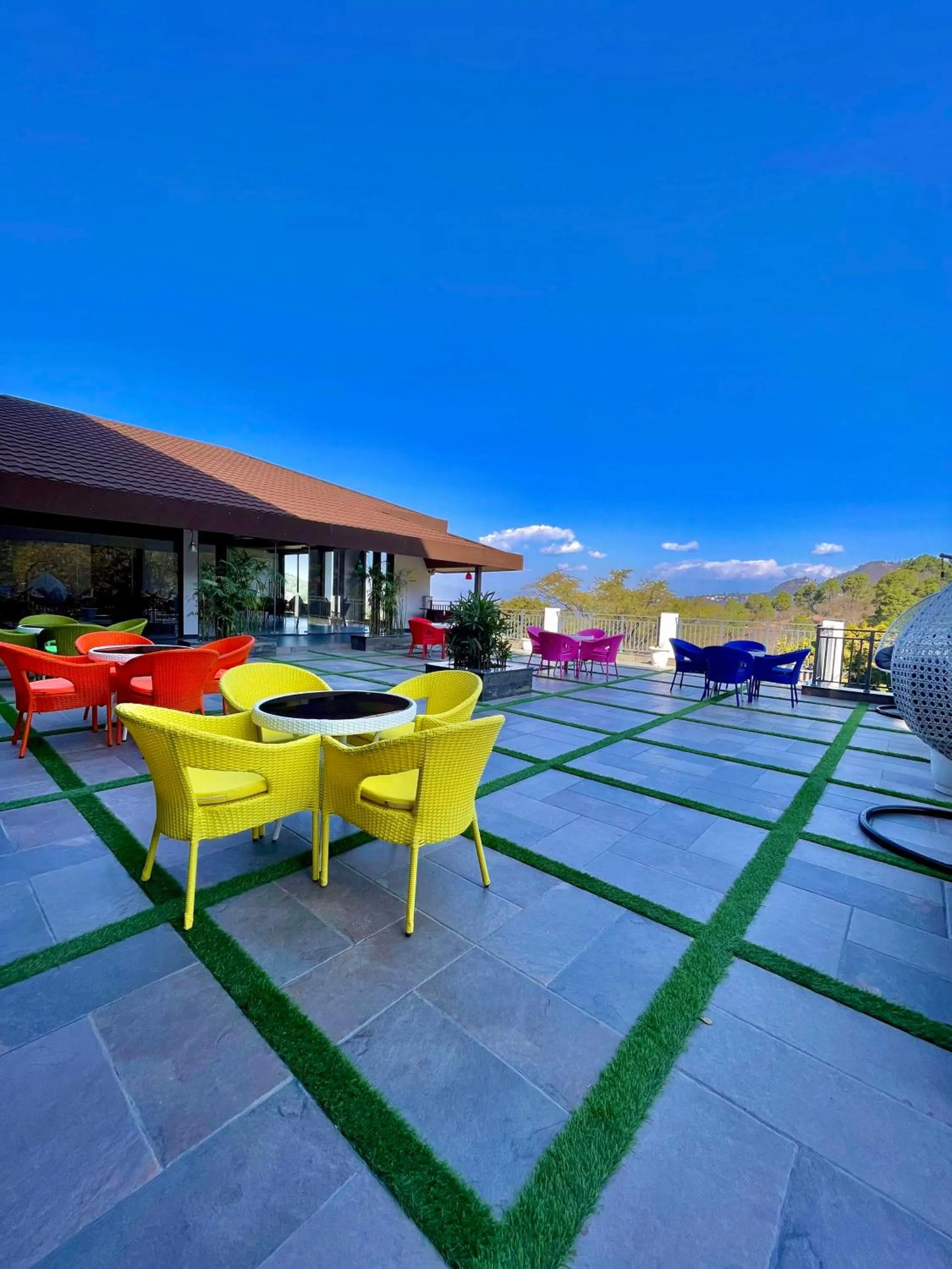 Property building in Best Western Matra Kasauli