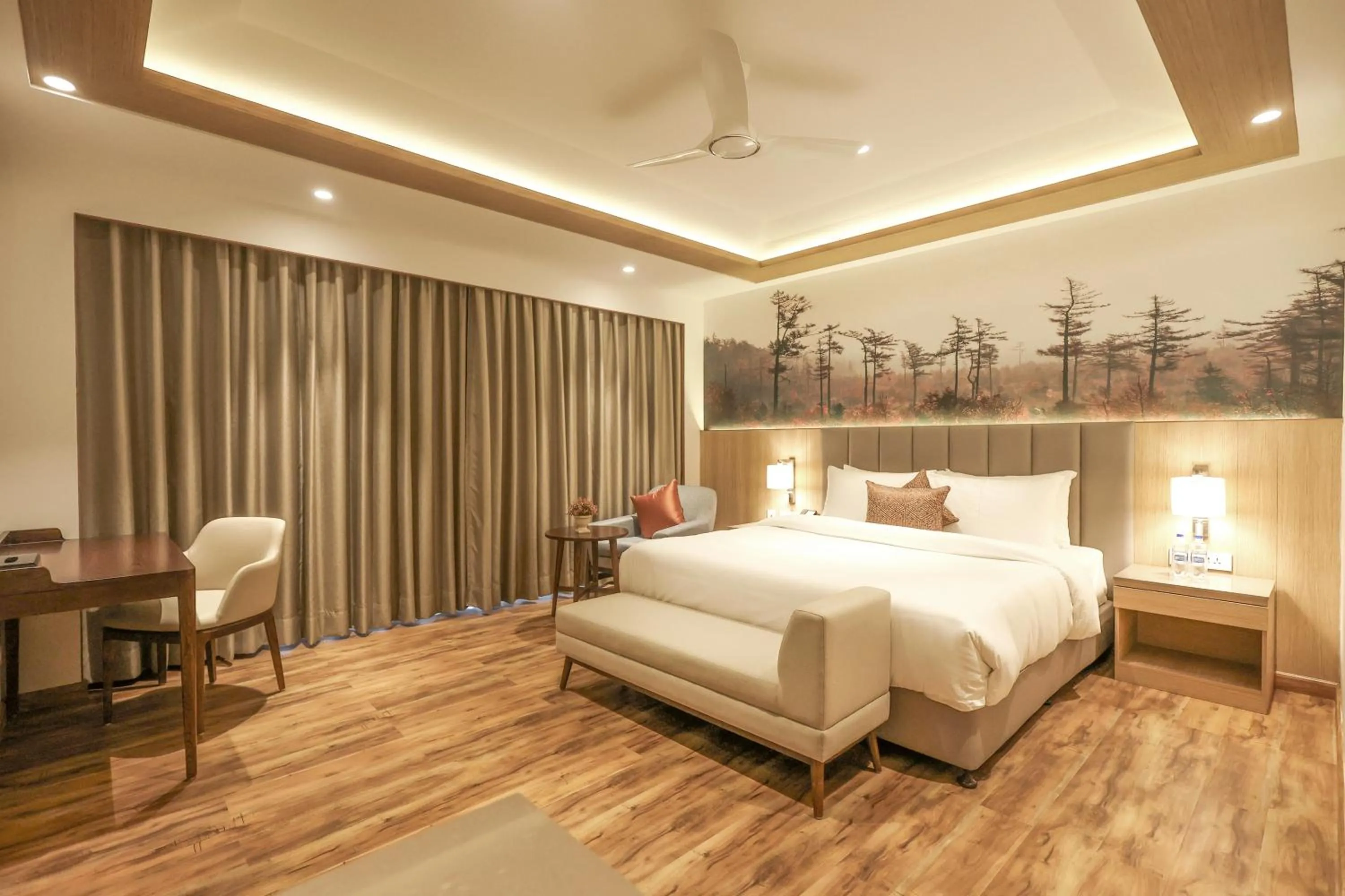 Bed in Best Western Matra Kasauli