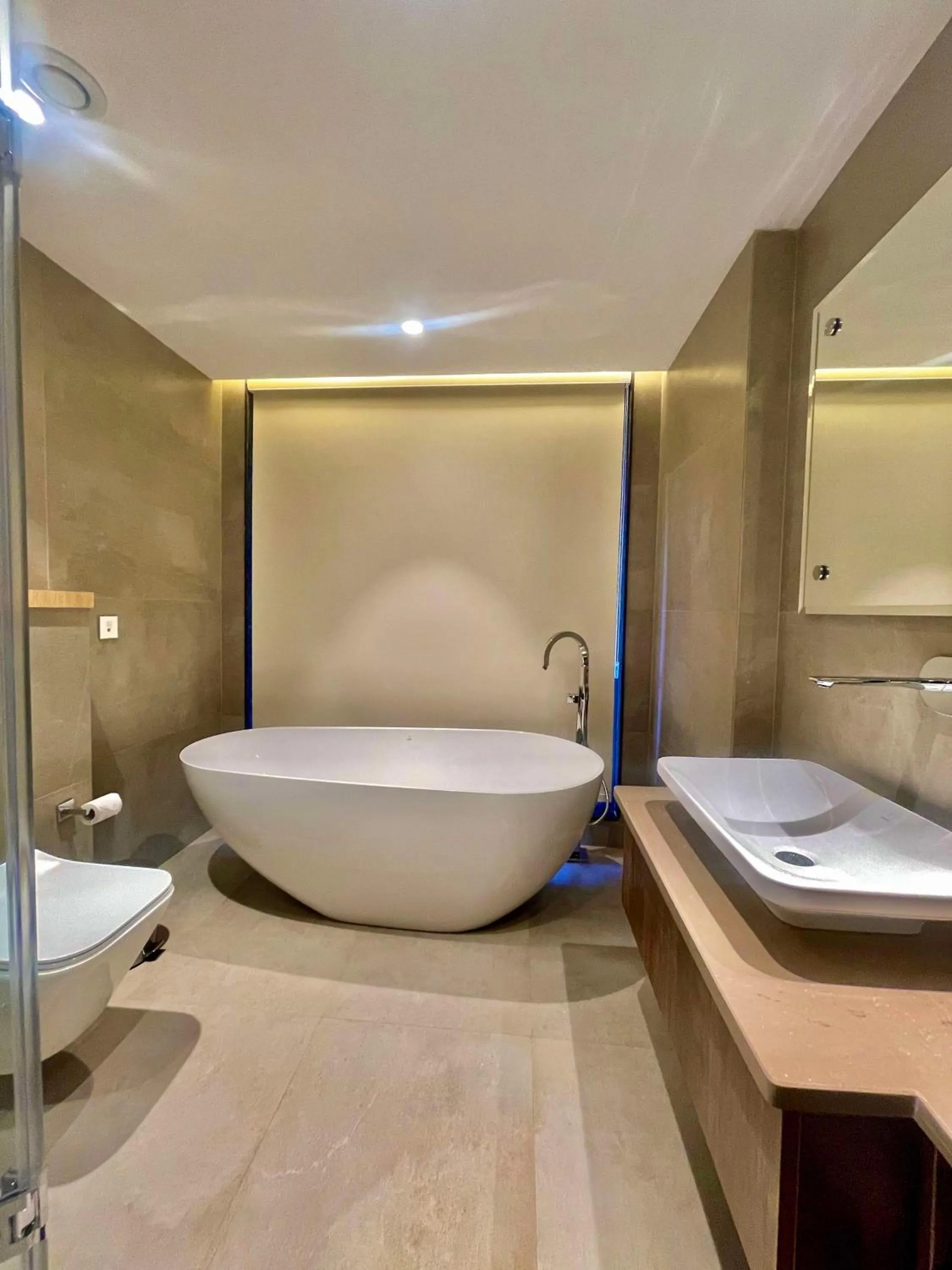 Bathroom in Best Western Matra Kasauli