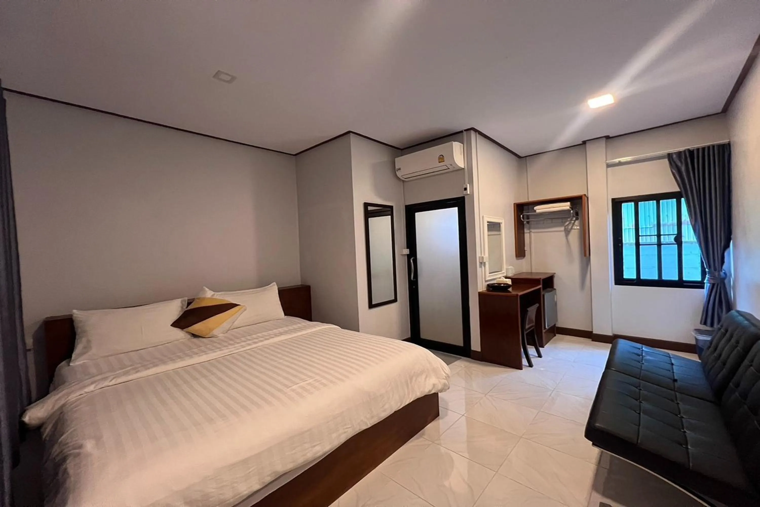 Bedroom, Bed in Lan Bua Resort