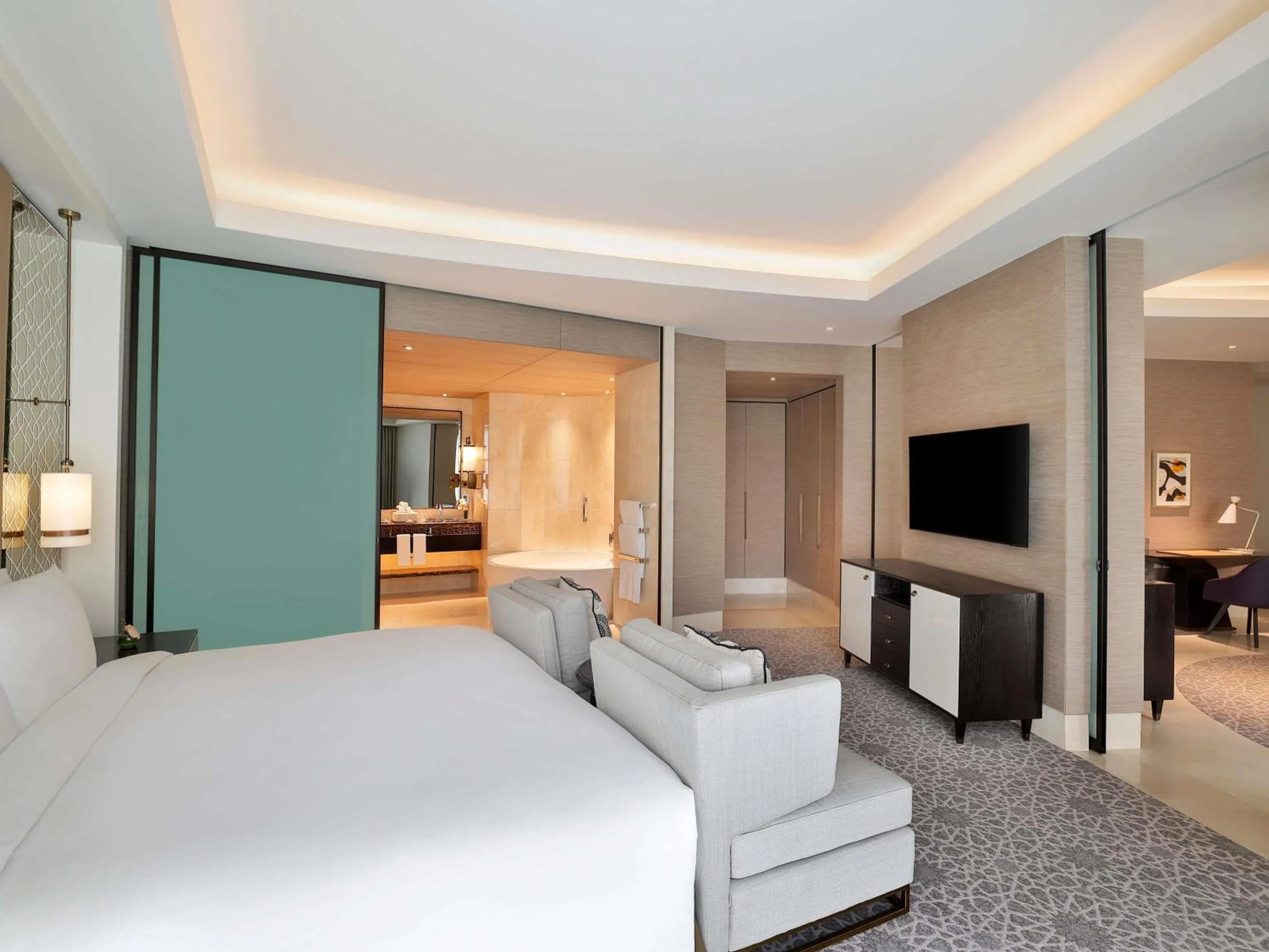 Bedroom, Bed in Sofitel Riyadh Hotel & Convention Centre