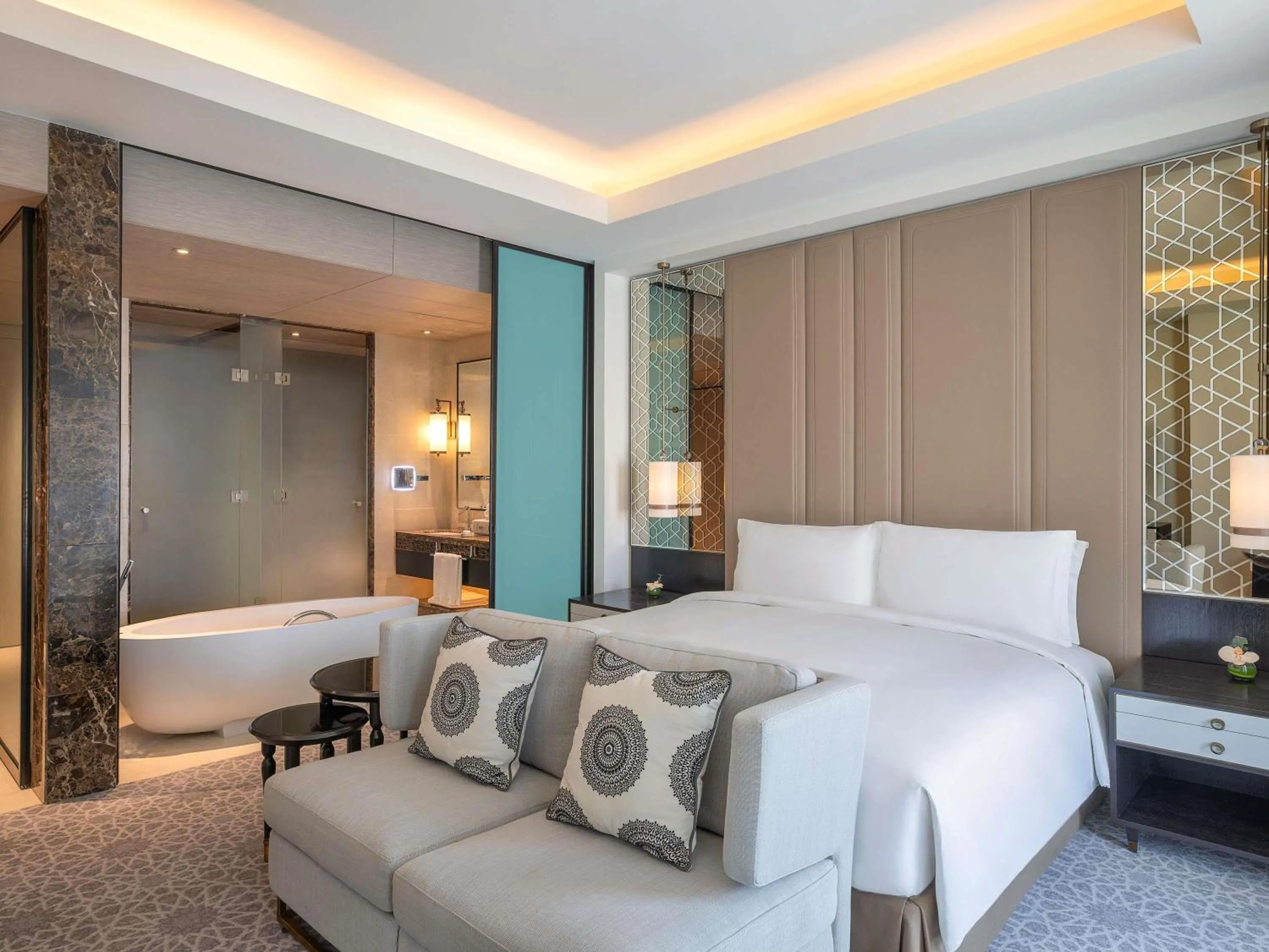 Bedroom, Bed in Sofitel Riyadh Hotel & Convention Centre