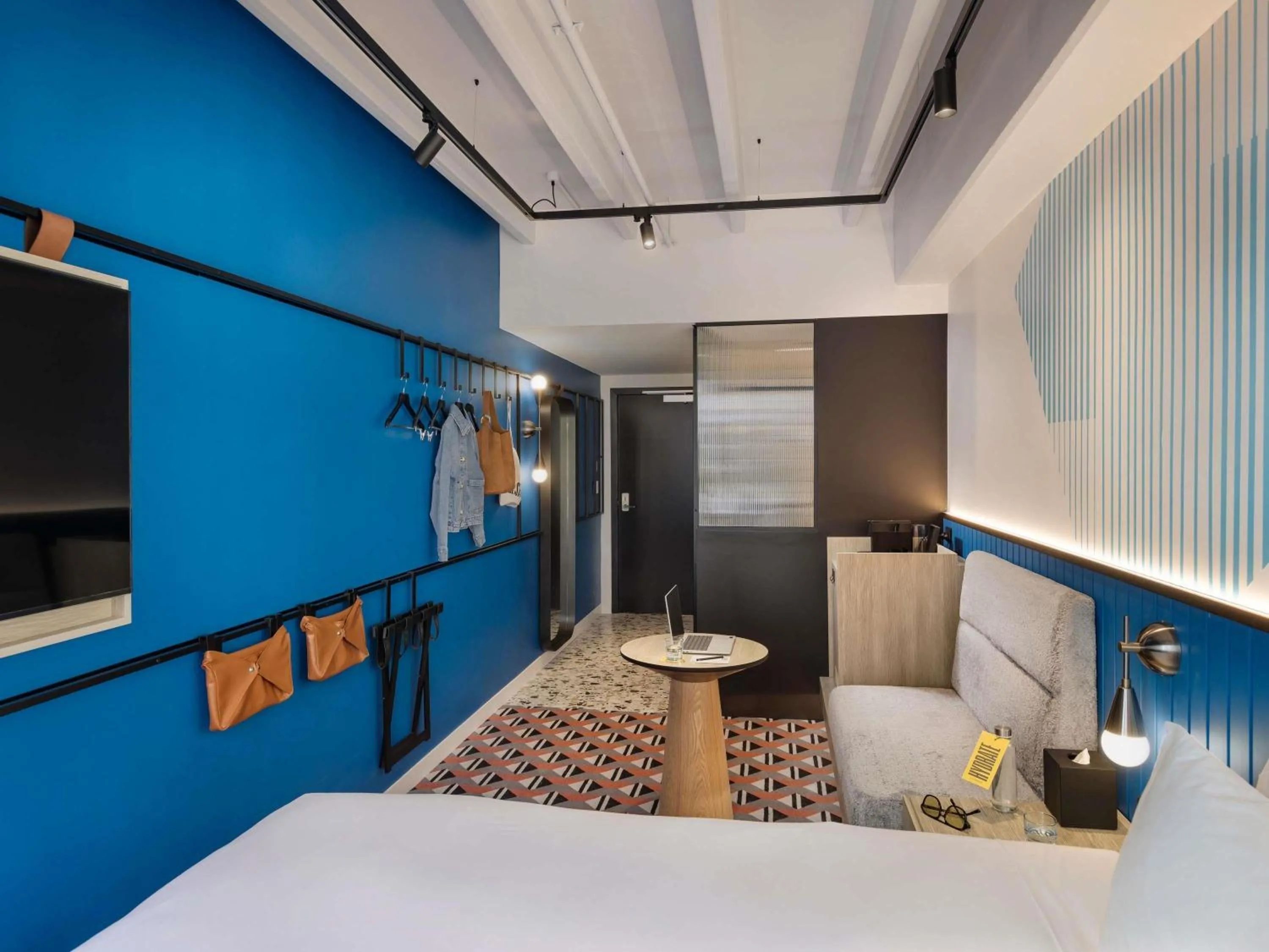 Bedroom, Bed in TRIBE Auckland