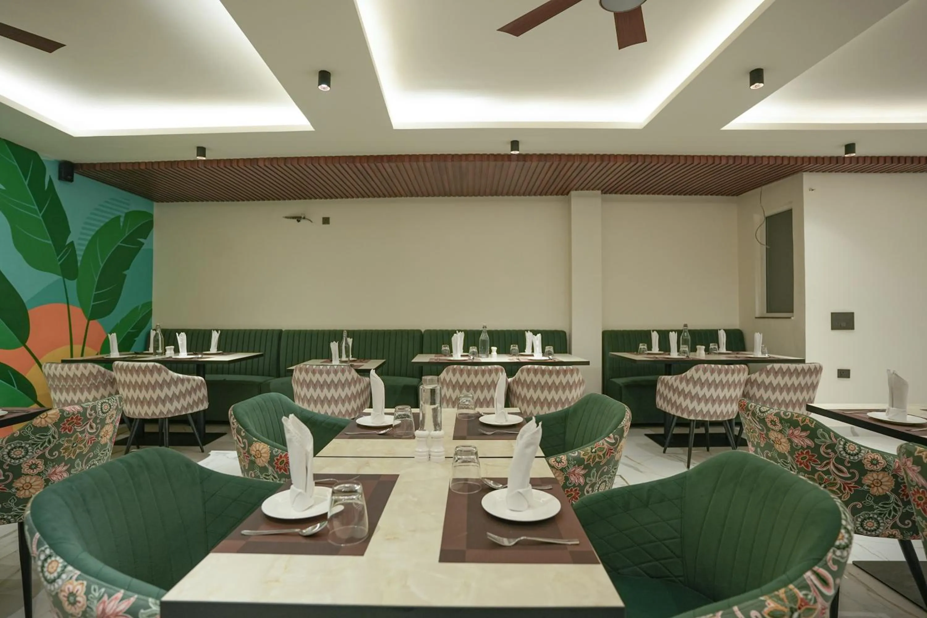 Restaurant/places to eat in Kaashvi Residency - Managed by Atithi House