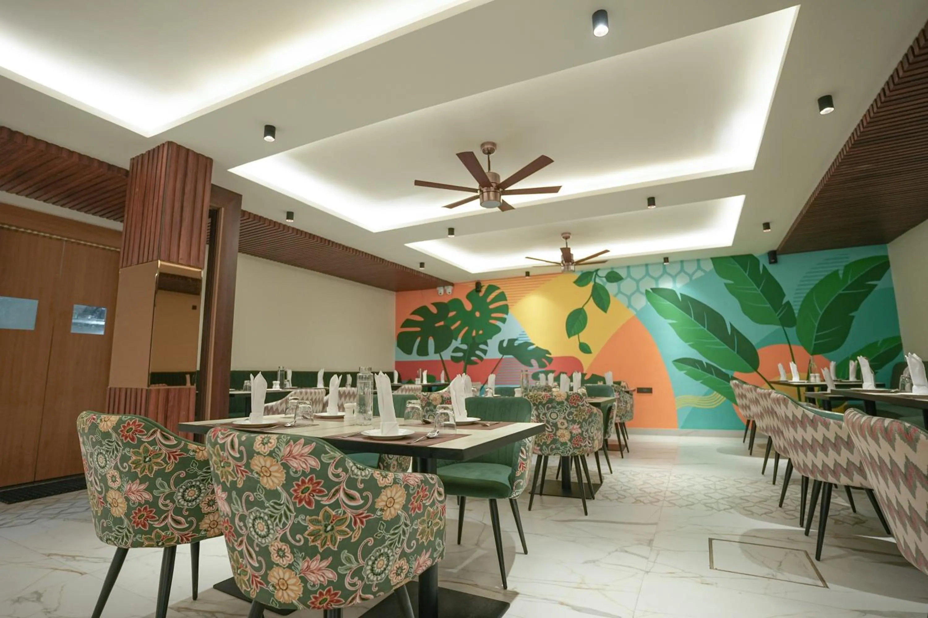 Seating area in Kaashvi Residency - Managed by Atithi House