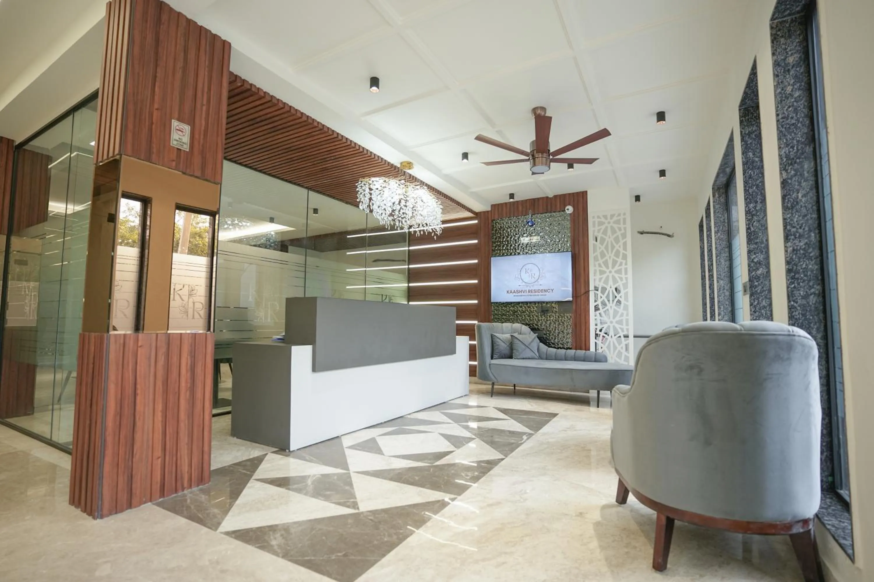 Seating area in Kaashvi Residency - Managed by Atithi House