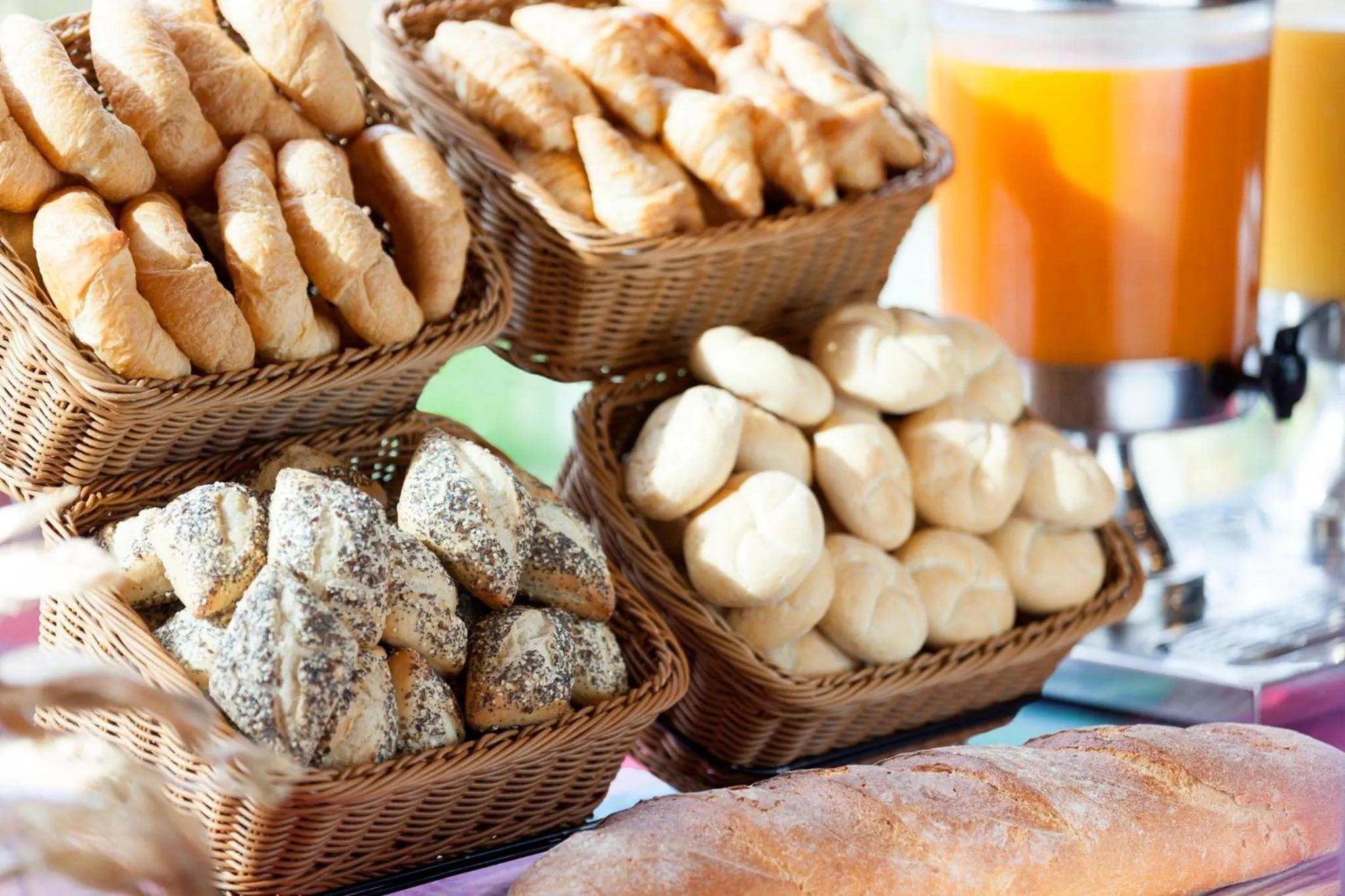 Breakfast in Holiday Inn Express & Suites Reims - Rives de Vesle by IHG