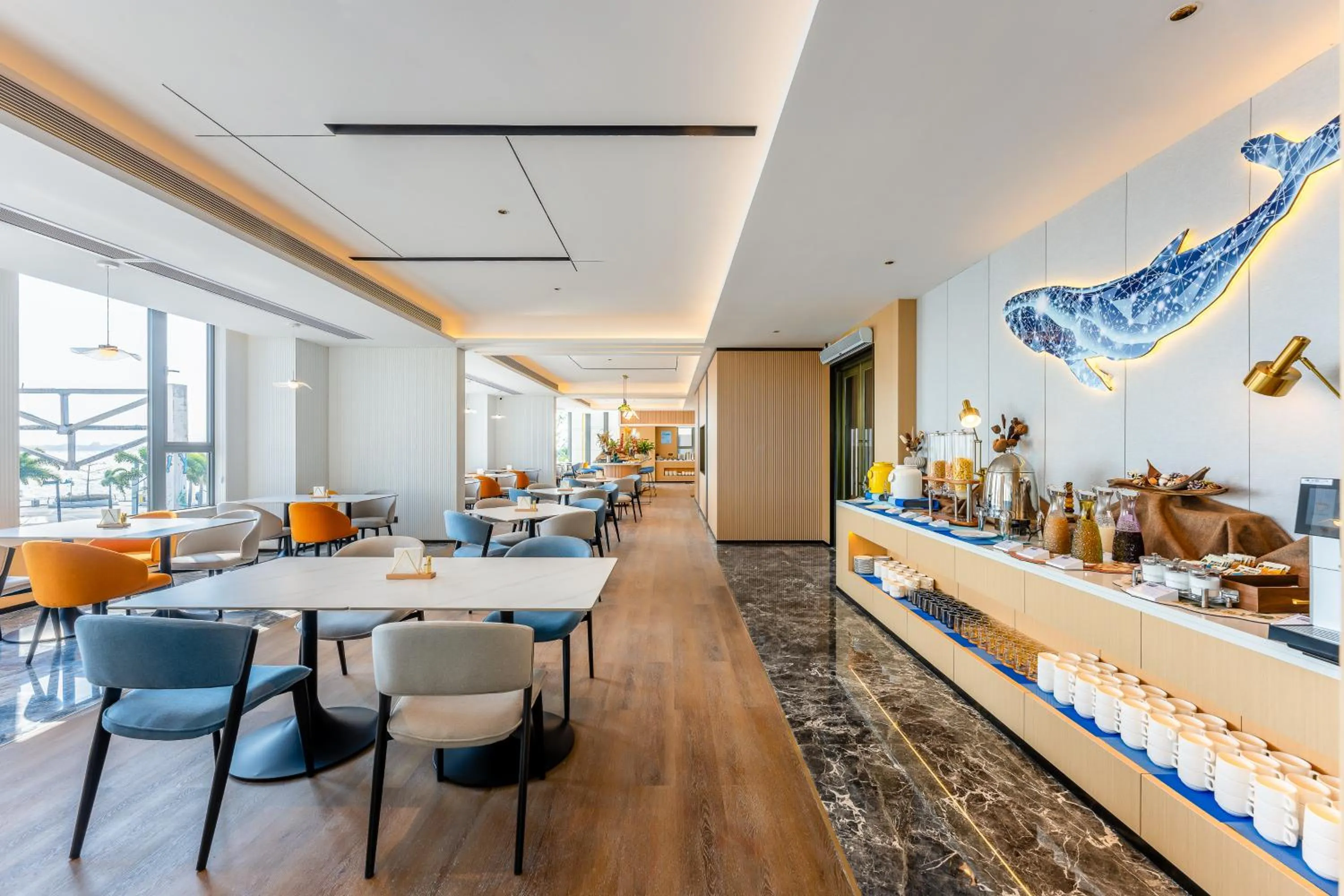 Restaurant/places to eat in Holiday Inn Express Zhanjiang Coast by IHG