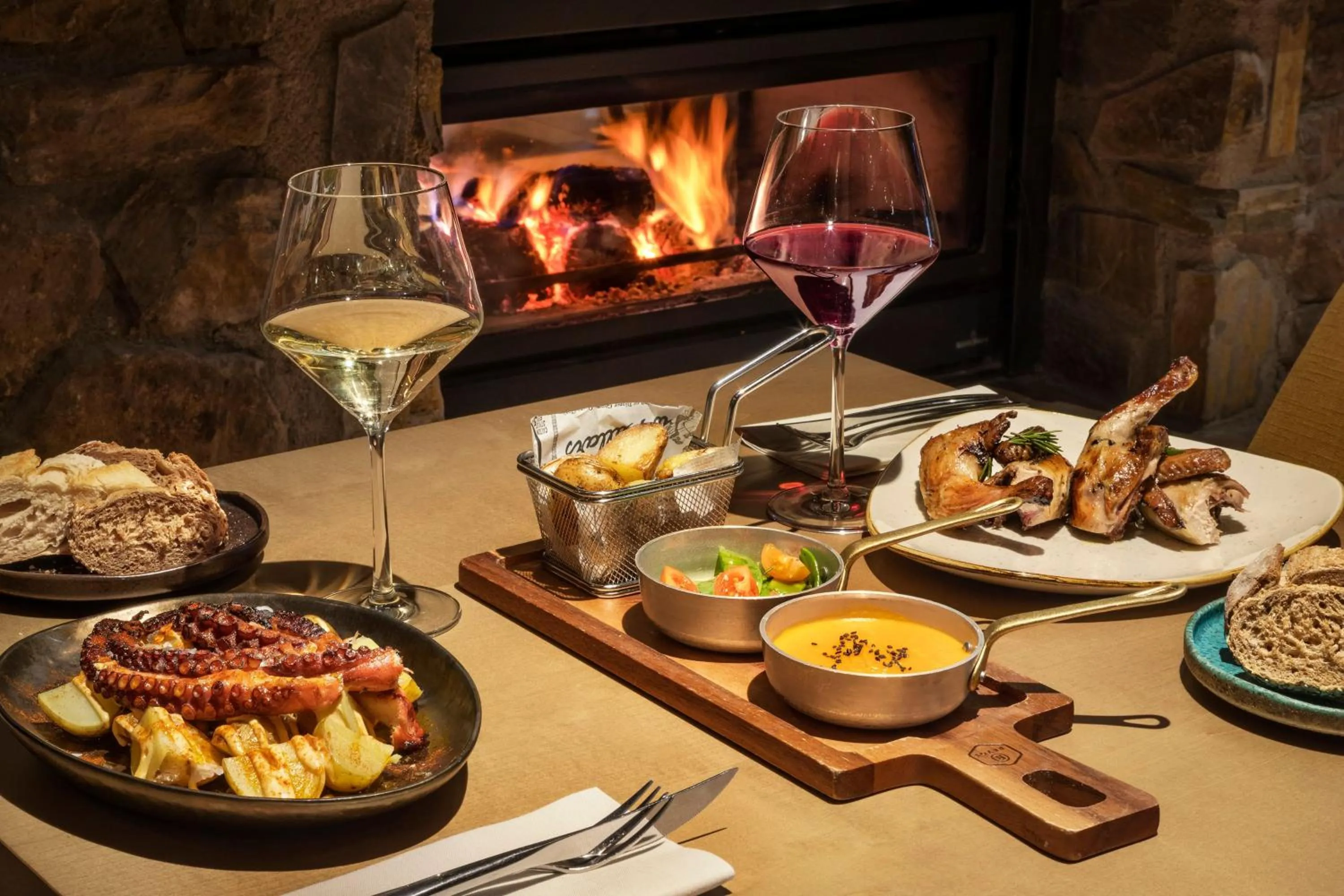 Restaurant/places to eat in Meliá Sol y Nieve