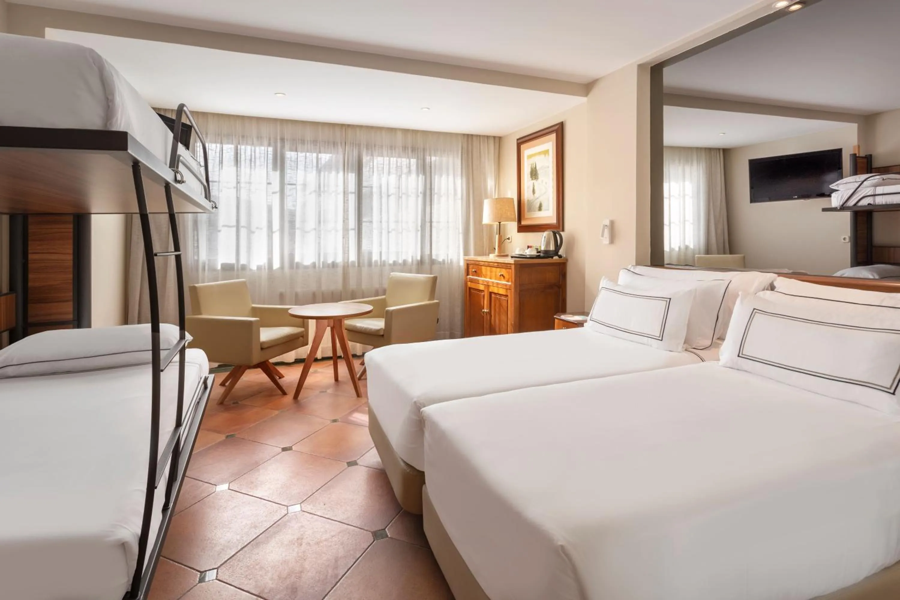 Property building, Bed in Meliá Sol y Nieve