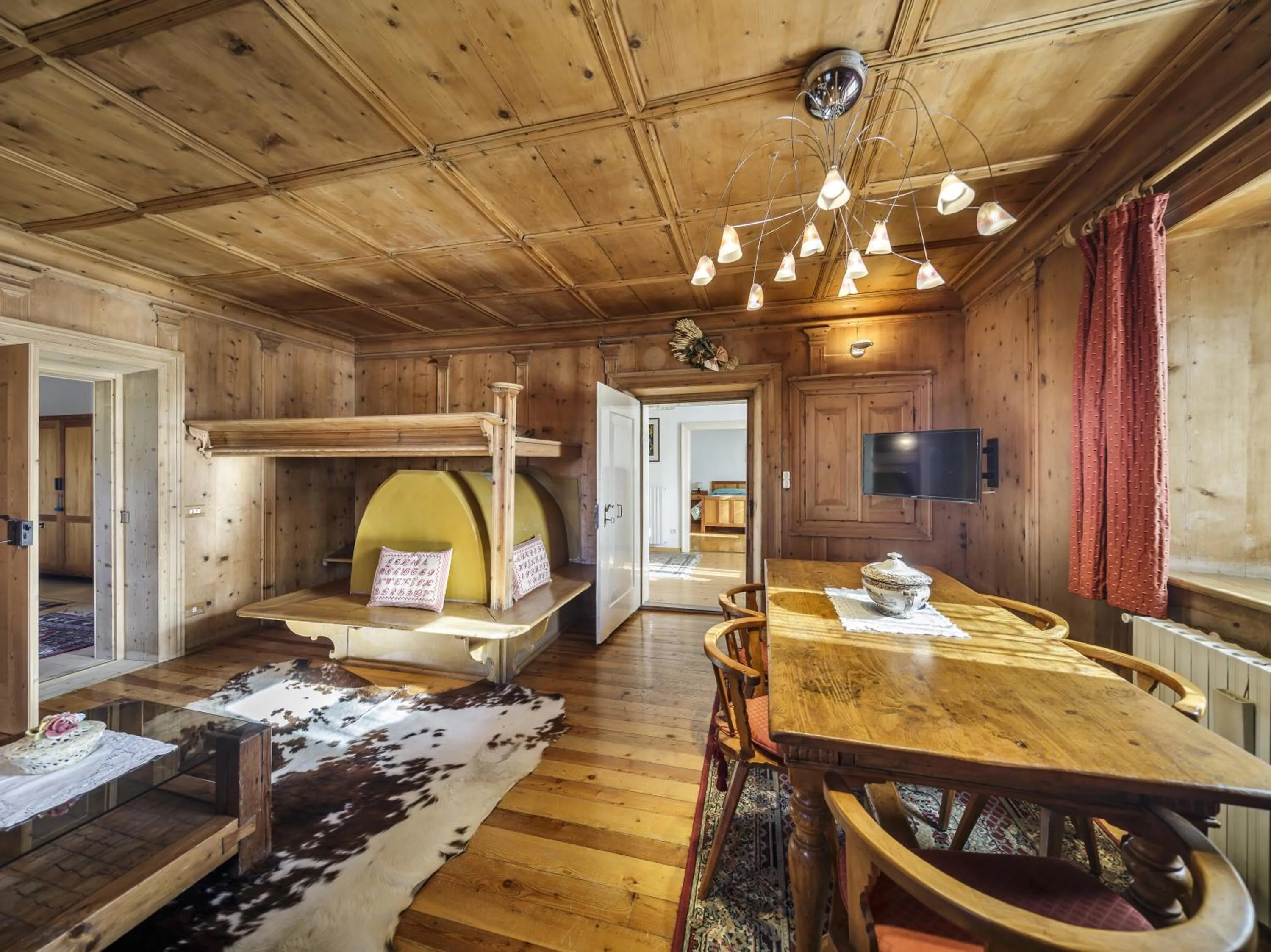 Living room in Villa Ronco - Stayincortina
