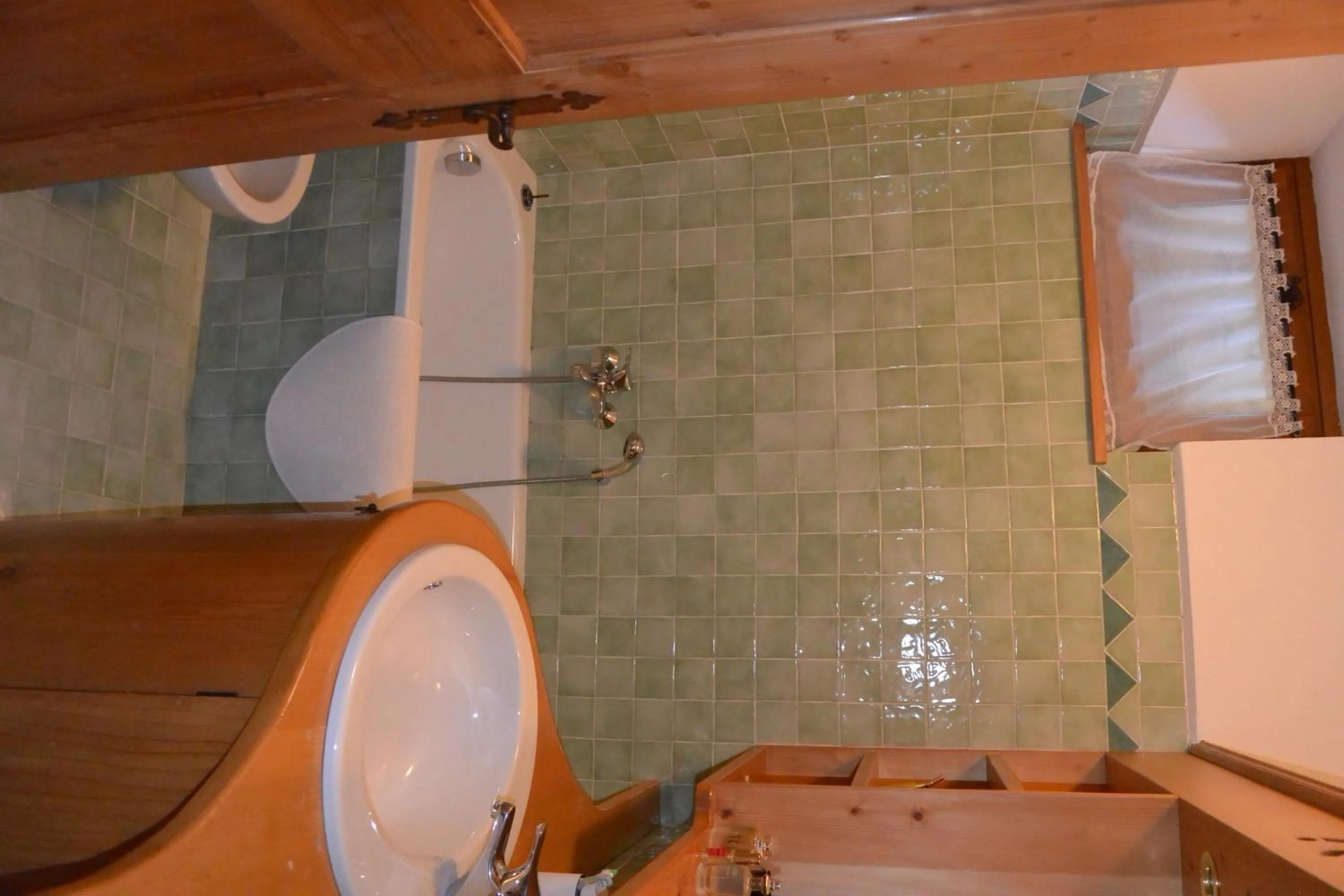 Bathroom in Villa Ronco - Stayincortina