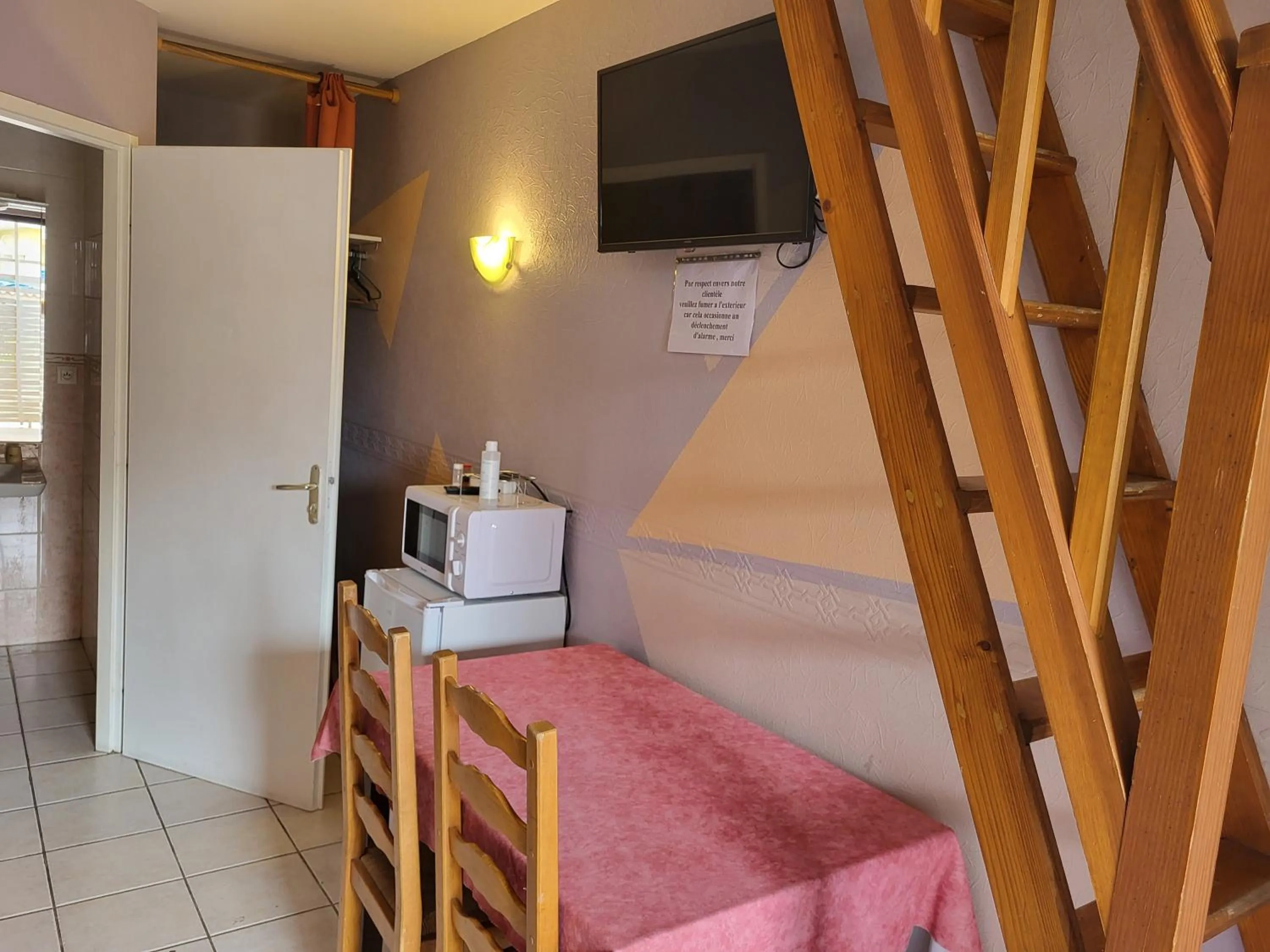 Bed in Auberge de l'Europe