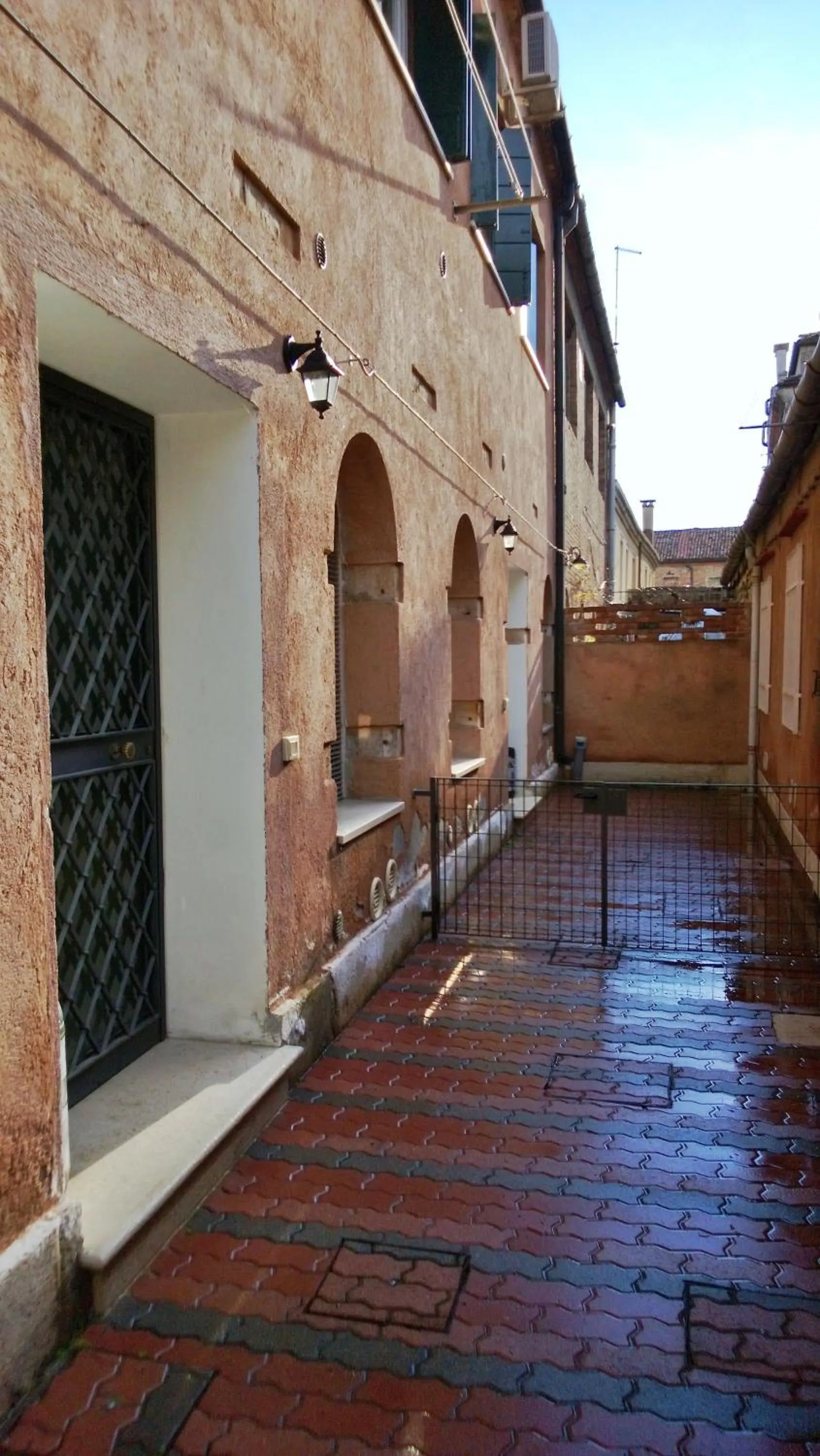 Facade/entrance in Cannaregio II Apartments