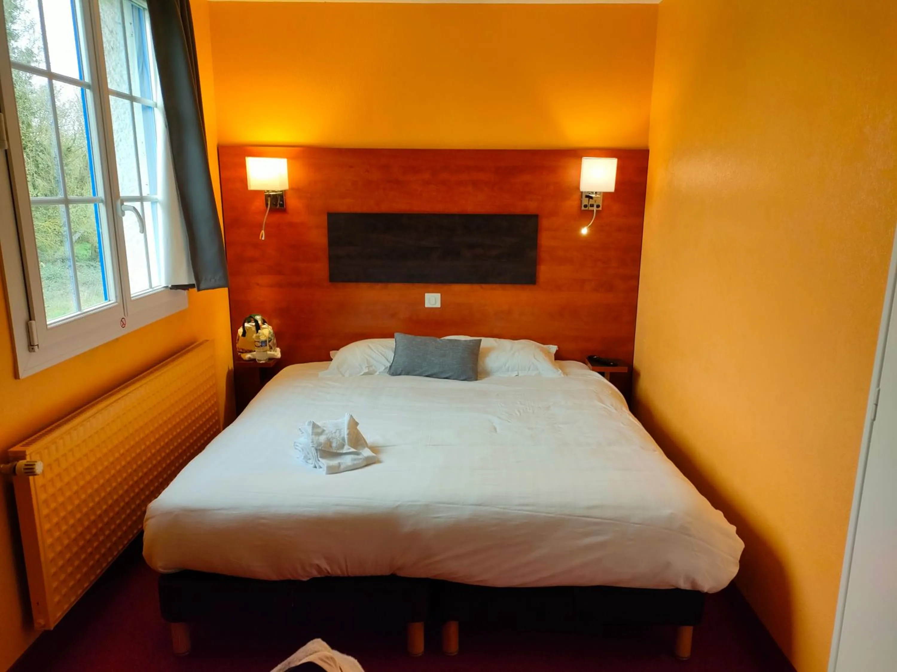 Bed in Hôtel Particulier LE MAS DES MARAIS