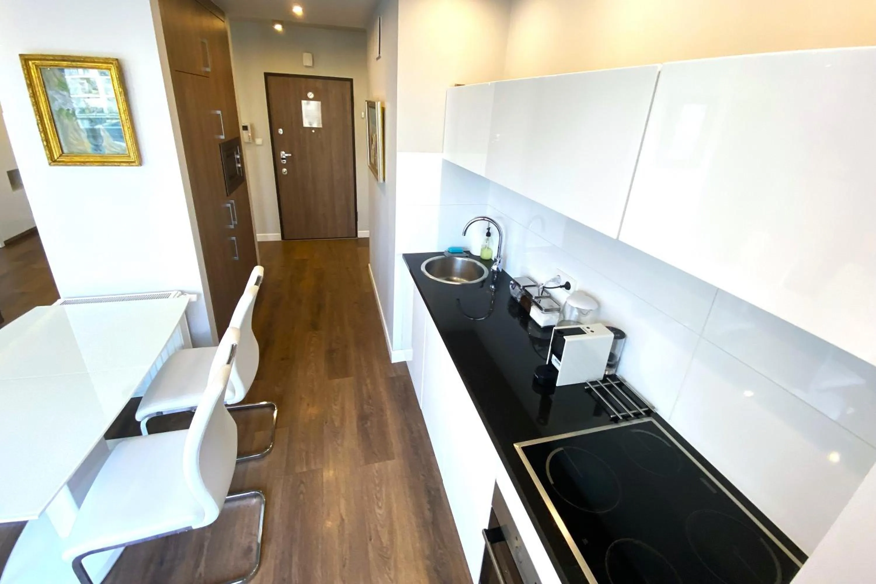 Coffee/tea facilities in erApartments Oxygen Residence