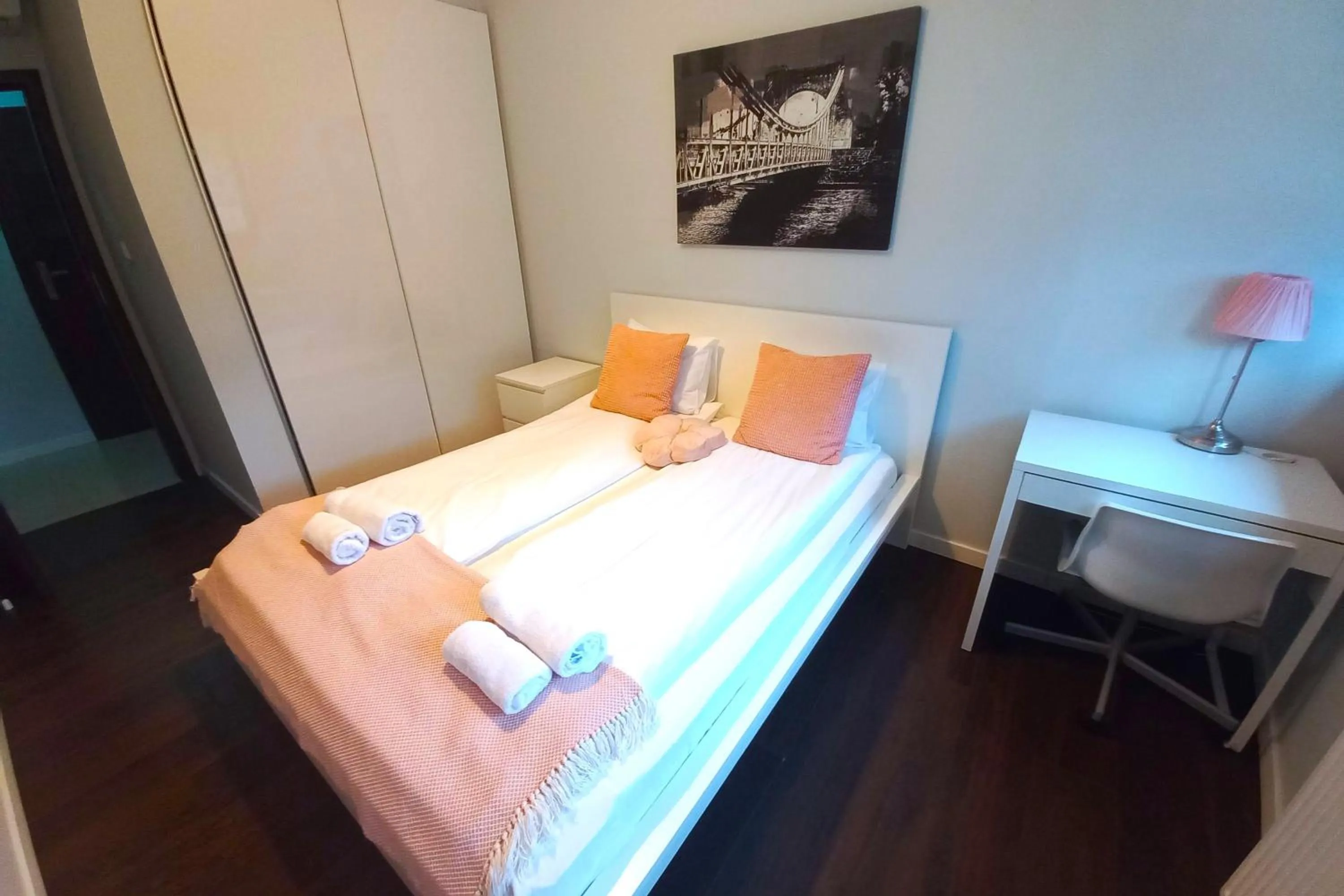 Bed in erApartments Oxygen Residence