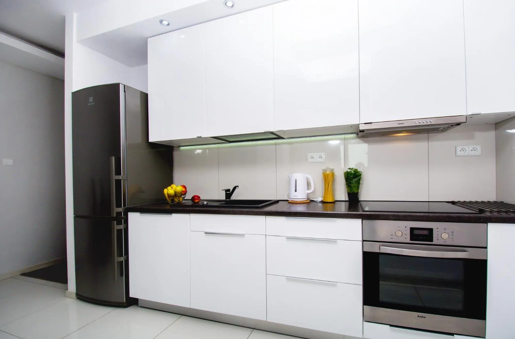 Kitchen or kitchenette in erApartments Oxygen Residence