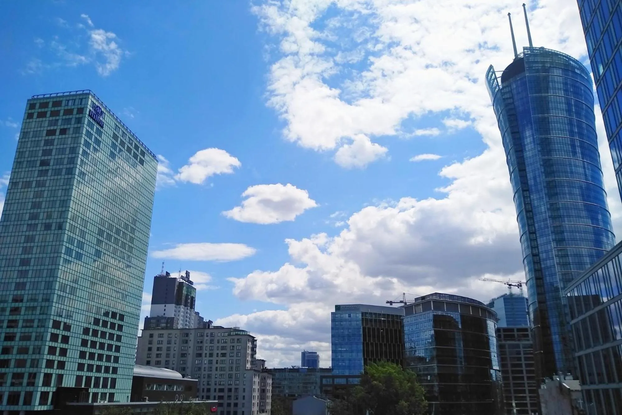 Neighbourhood in erApartments Oxygen Residence