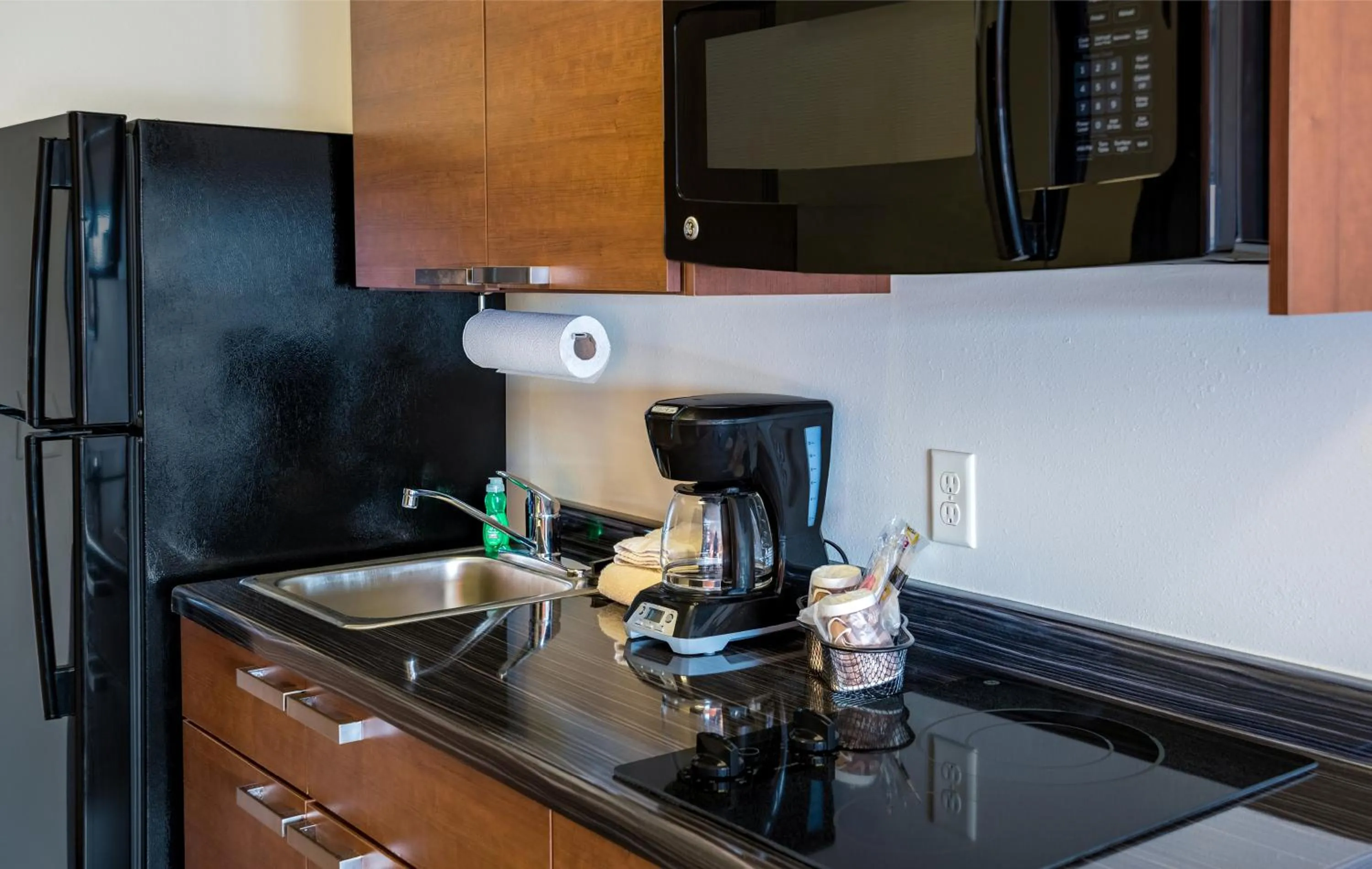 Coffee/tea facilities in My Place Hotel-Grand Forks, ND
