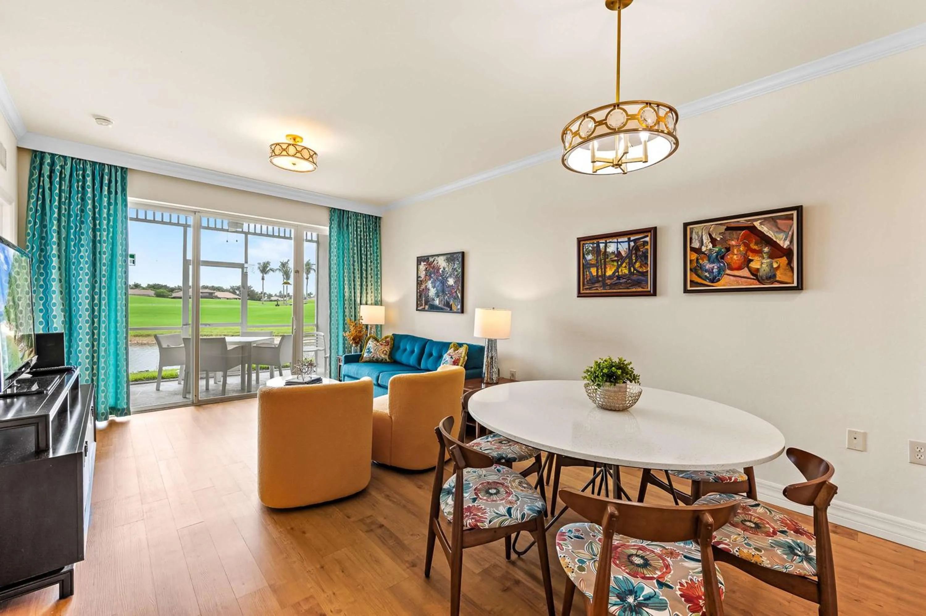 Seating area in Catina Golf Condo at the Lely Resort