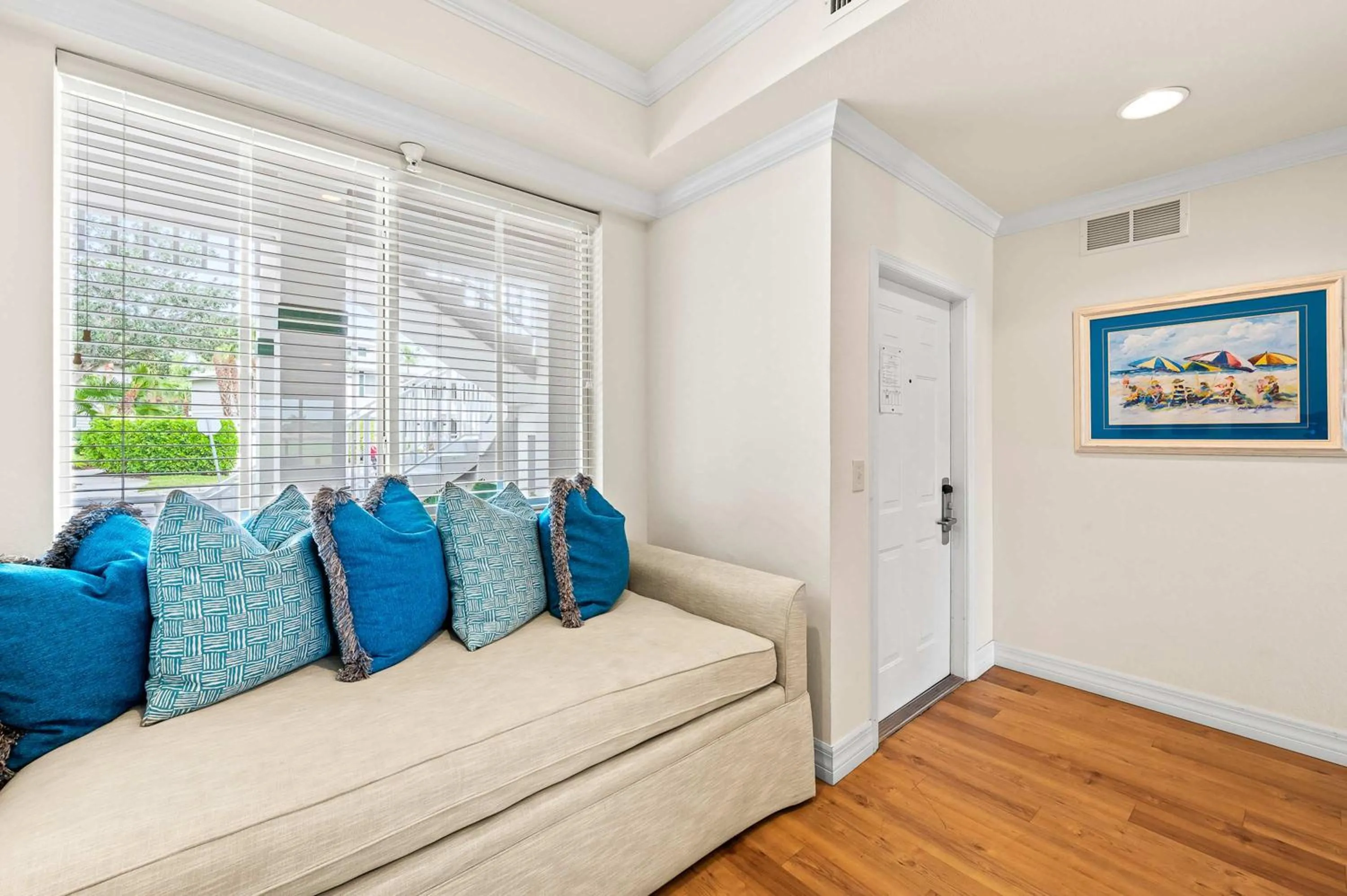 Seating area in Catina Golf Condo at the Lely Resort