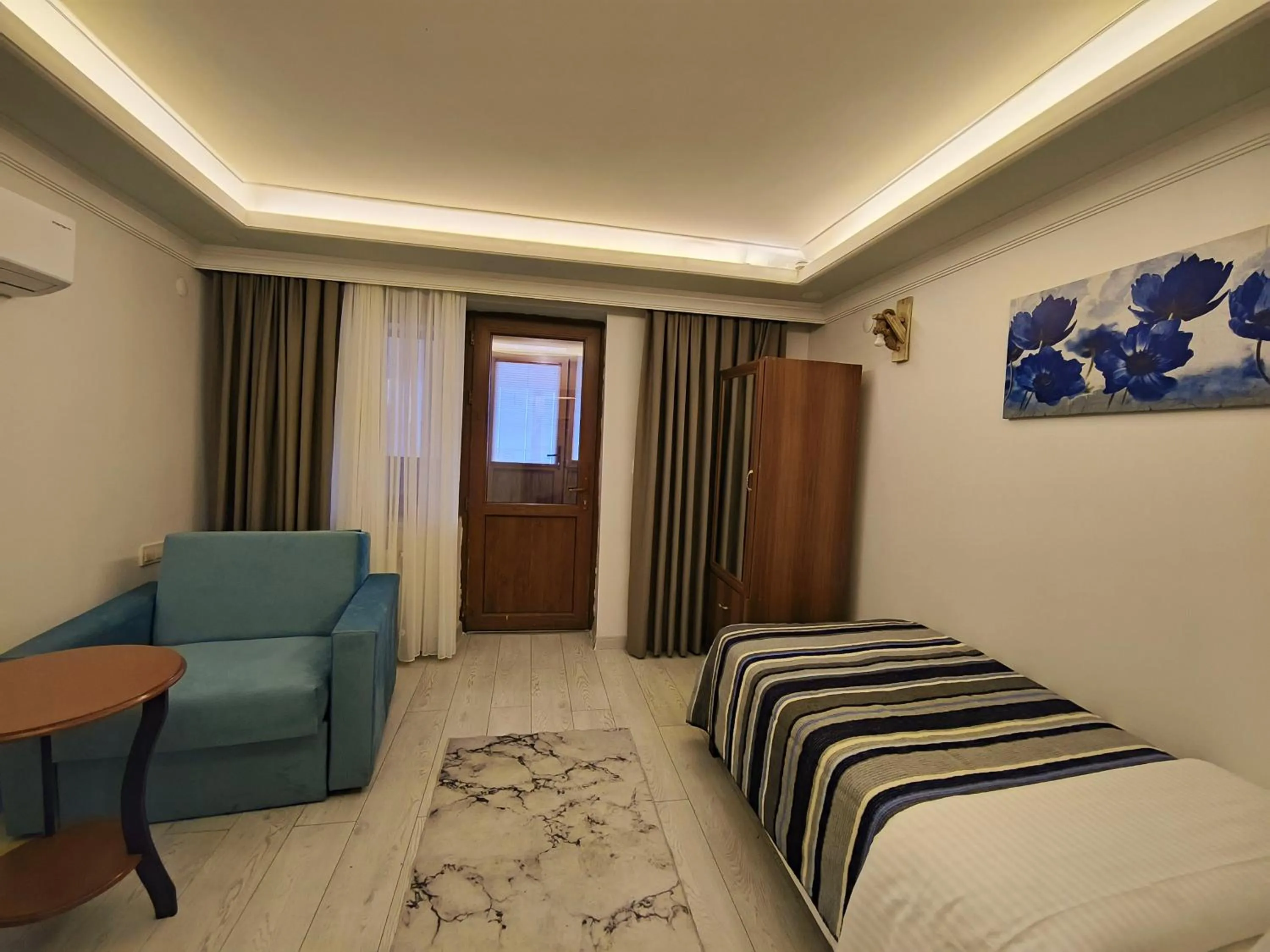 Bedroom, Bed in Emek Pansiyon