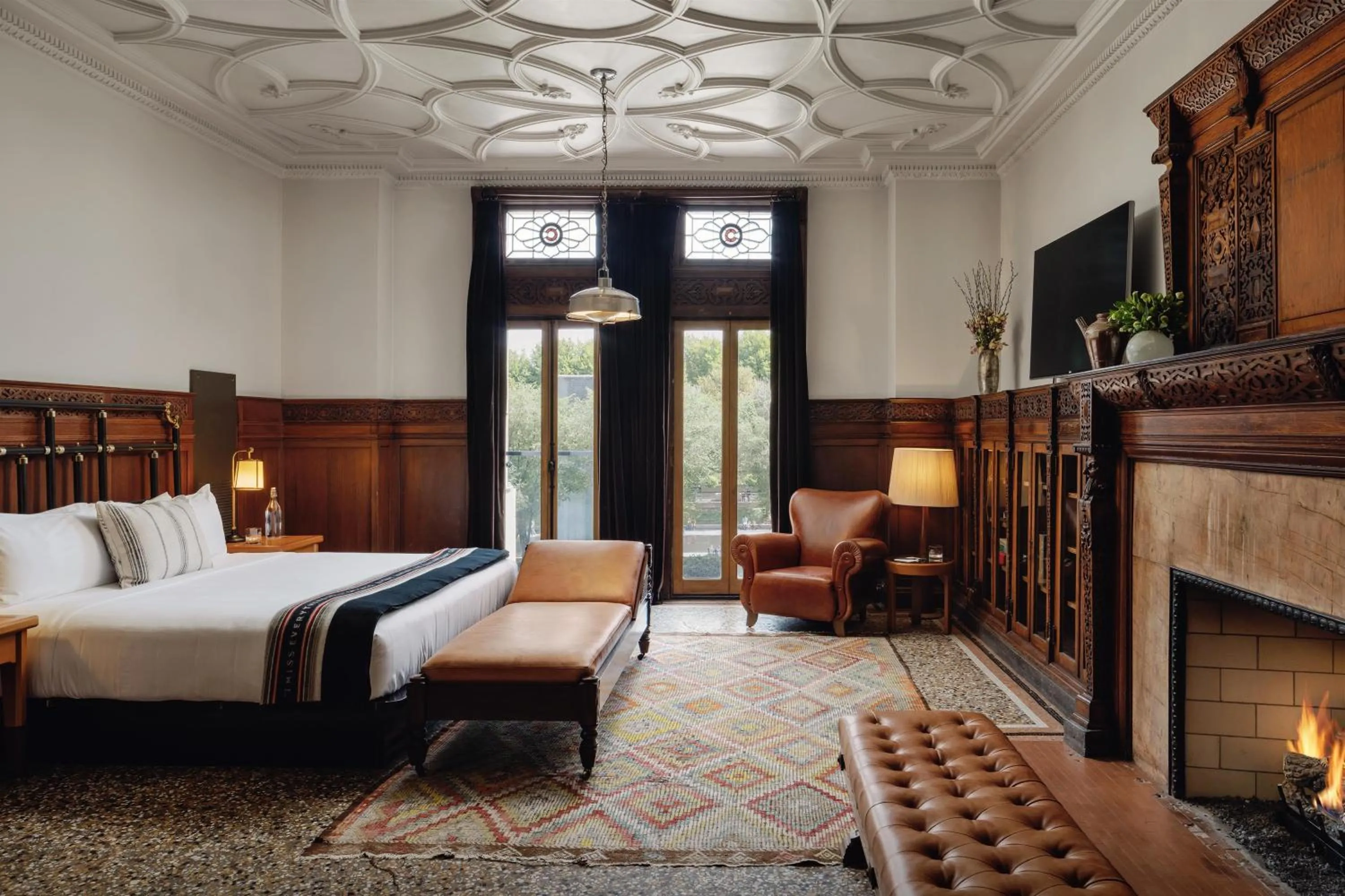 Photo of the whole room, Bed in Chicago Athletic Association, part of Hyatt