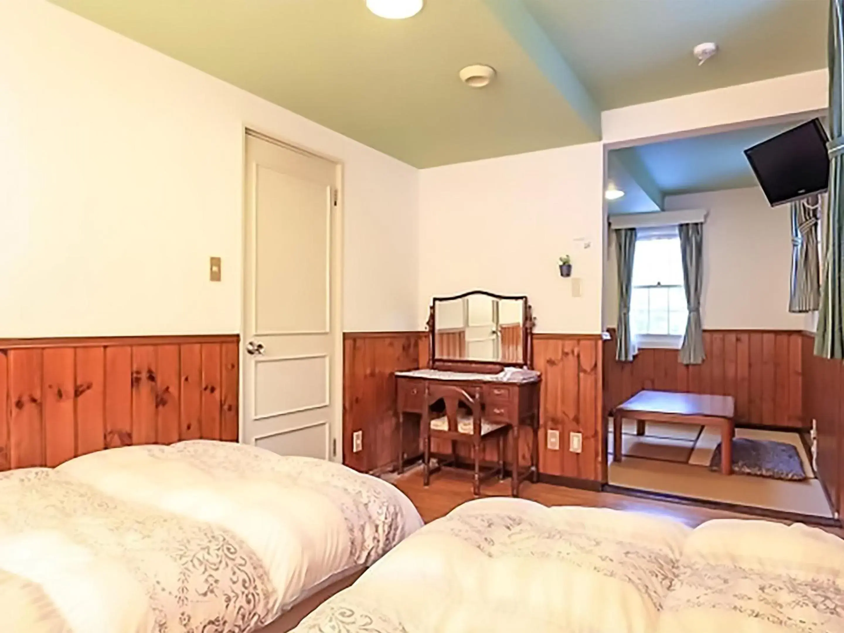 Family Suite in Human resort Family Suite in Human resort