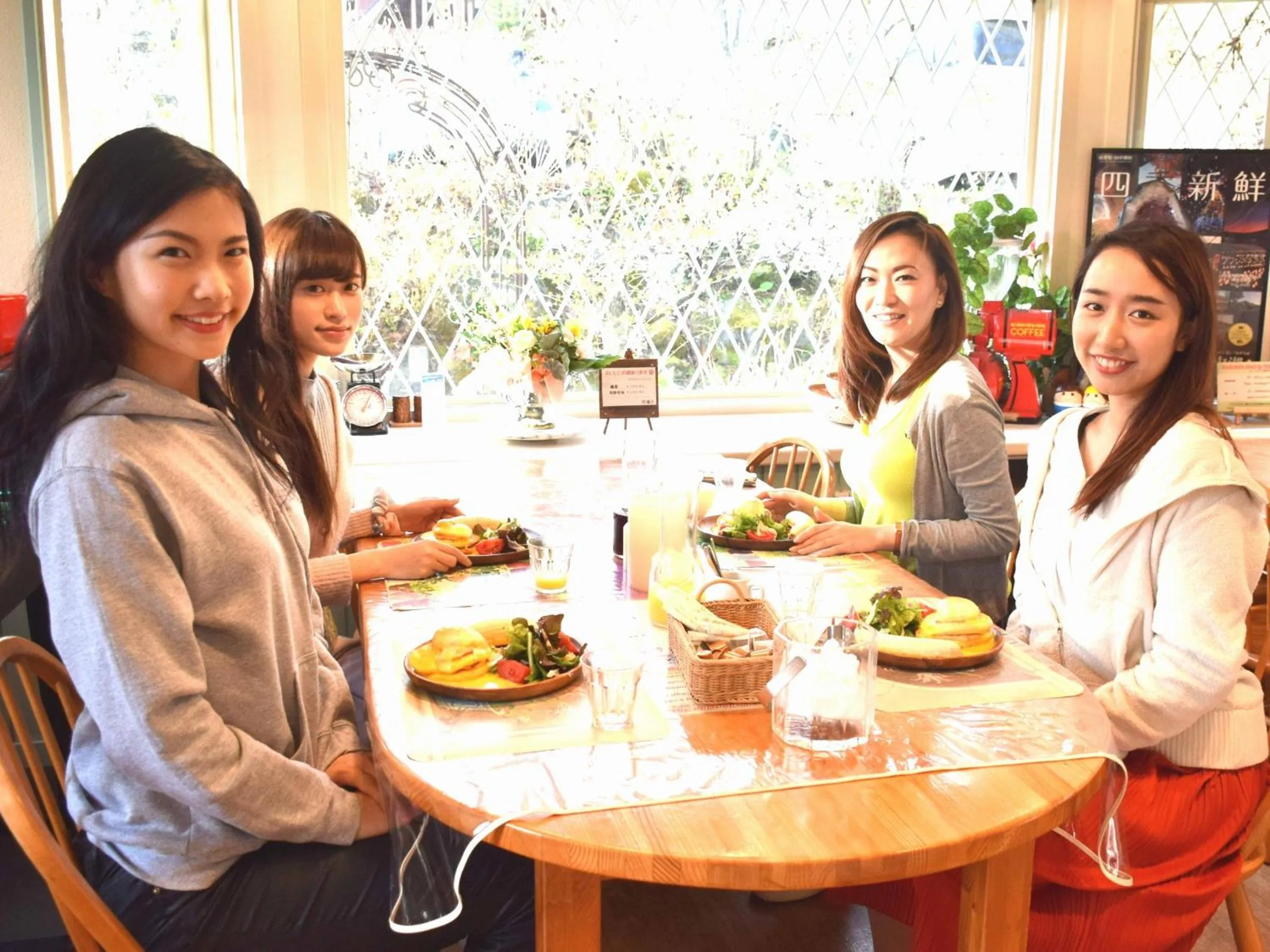 Breakfast in Human resort