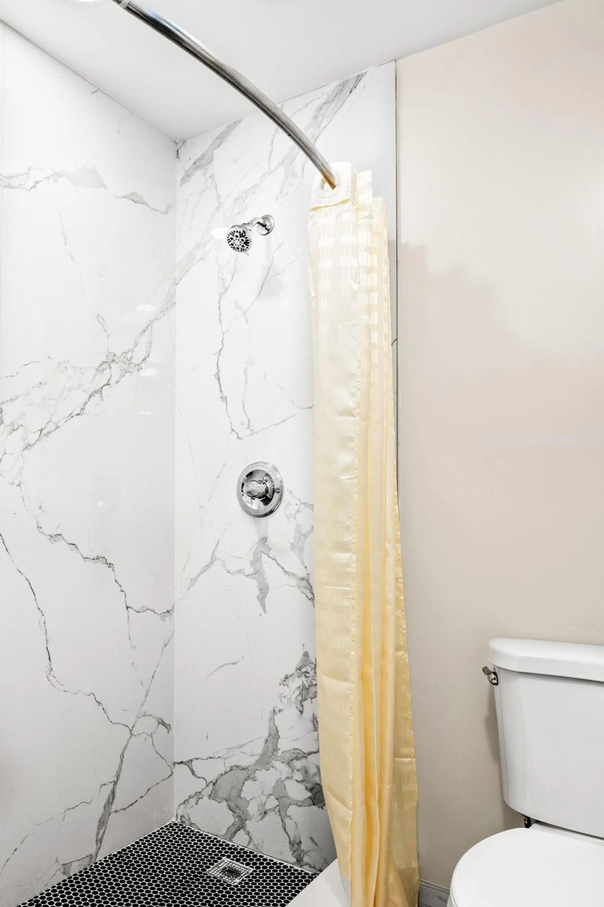 La Mirage Inn - Long Beach