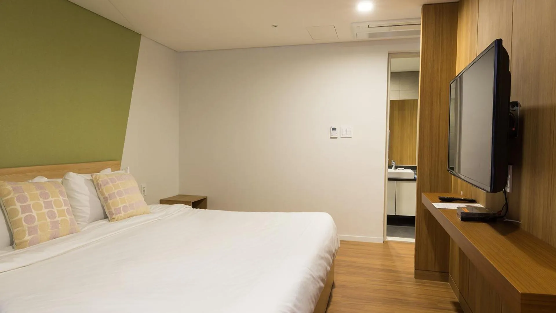 Bed in Vistacay Hotel Worldcup