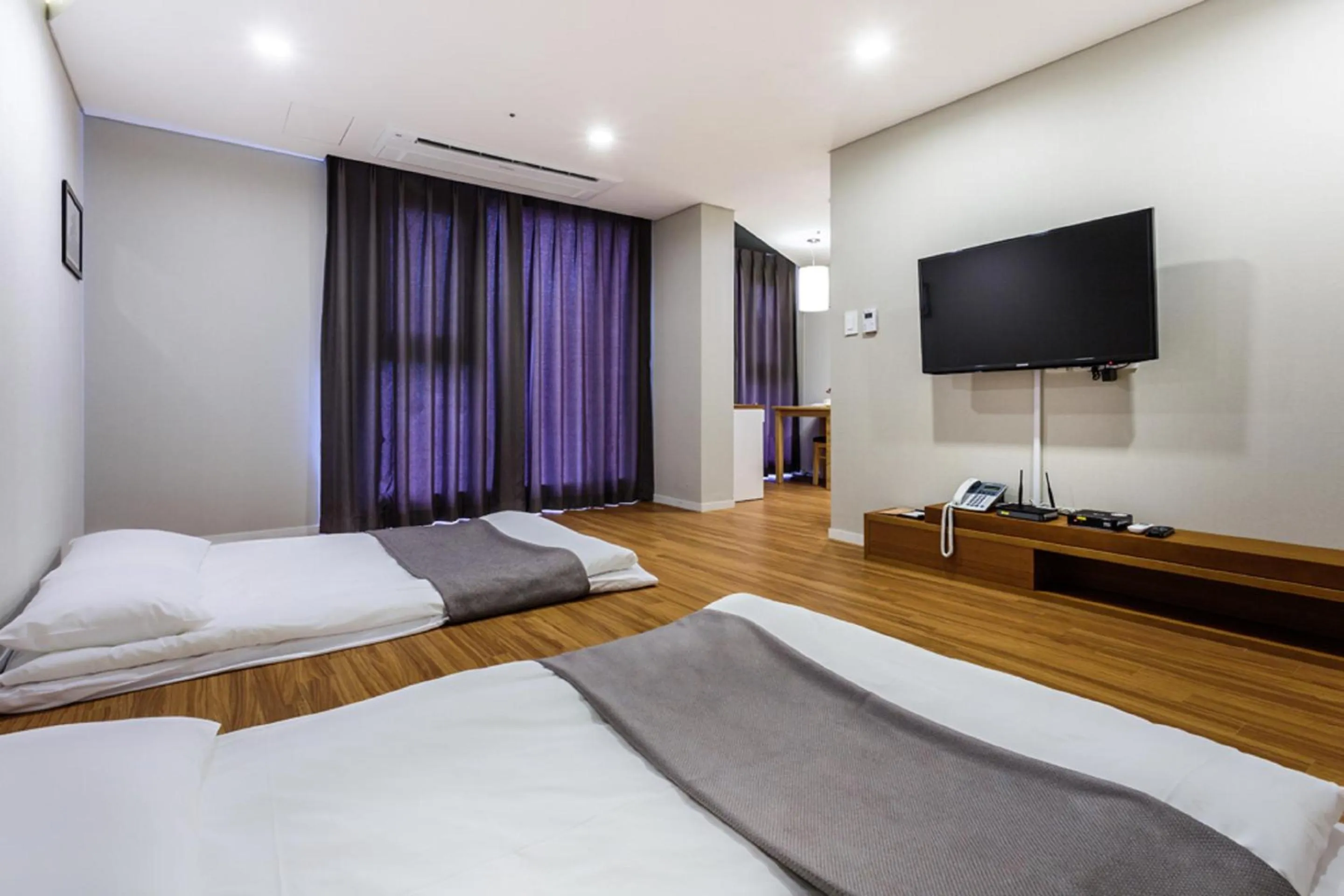 Photo of the whole room, Bed in Vistacay Hotel Worldcup