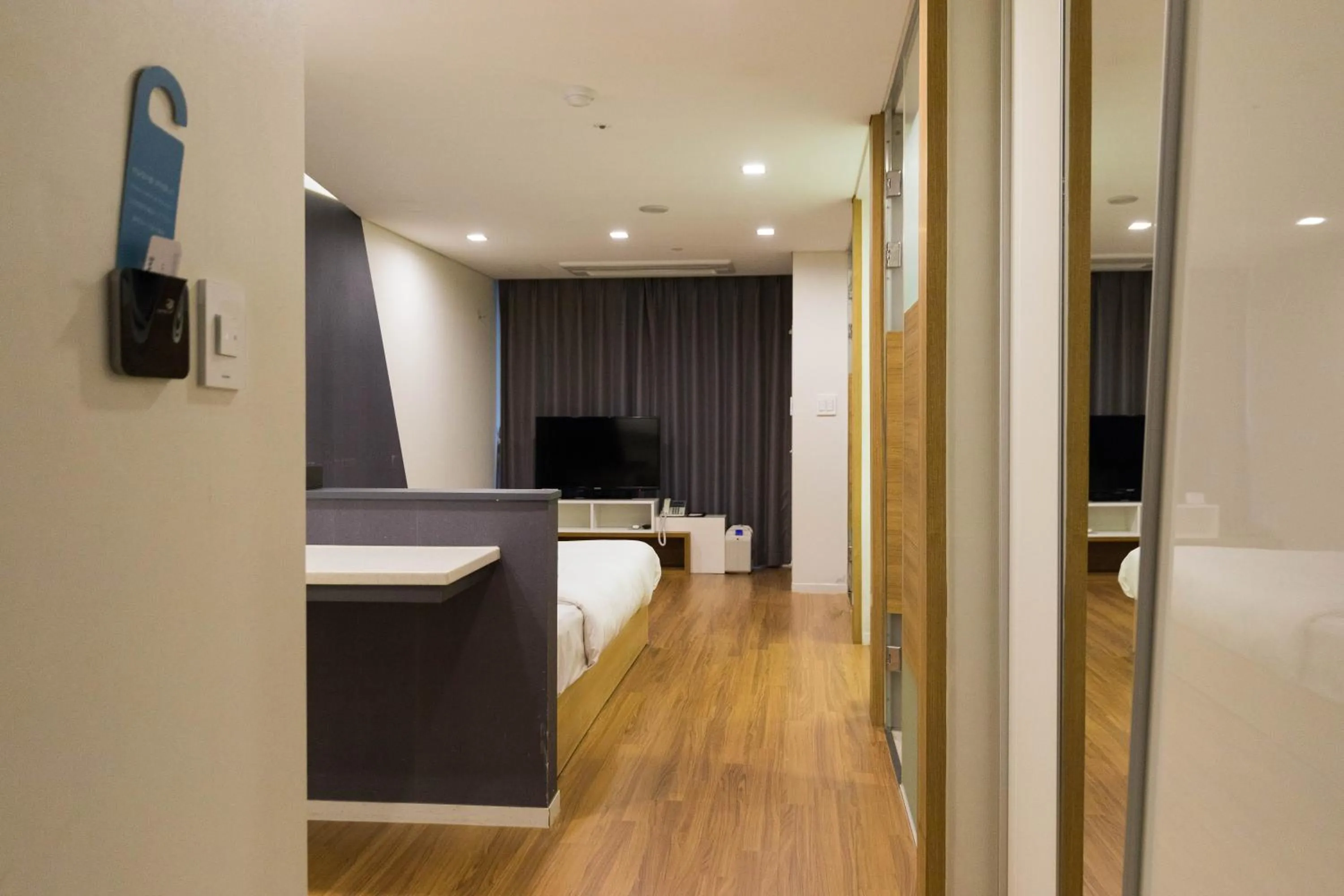 Photo of the whole room, Bed in Vistacay Hotel Worldcup