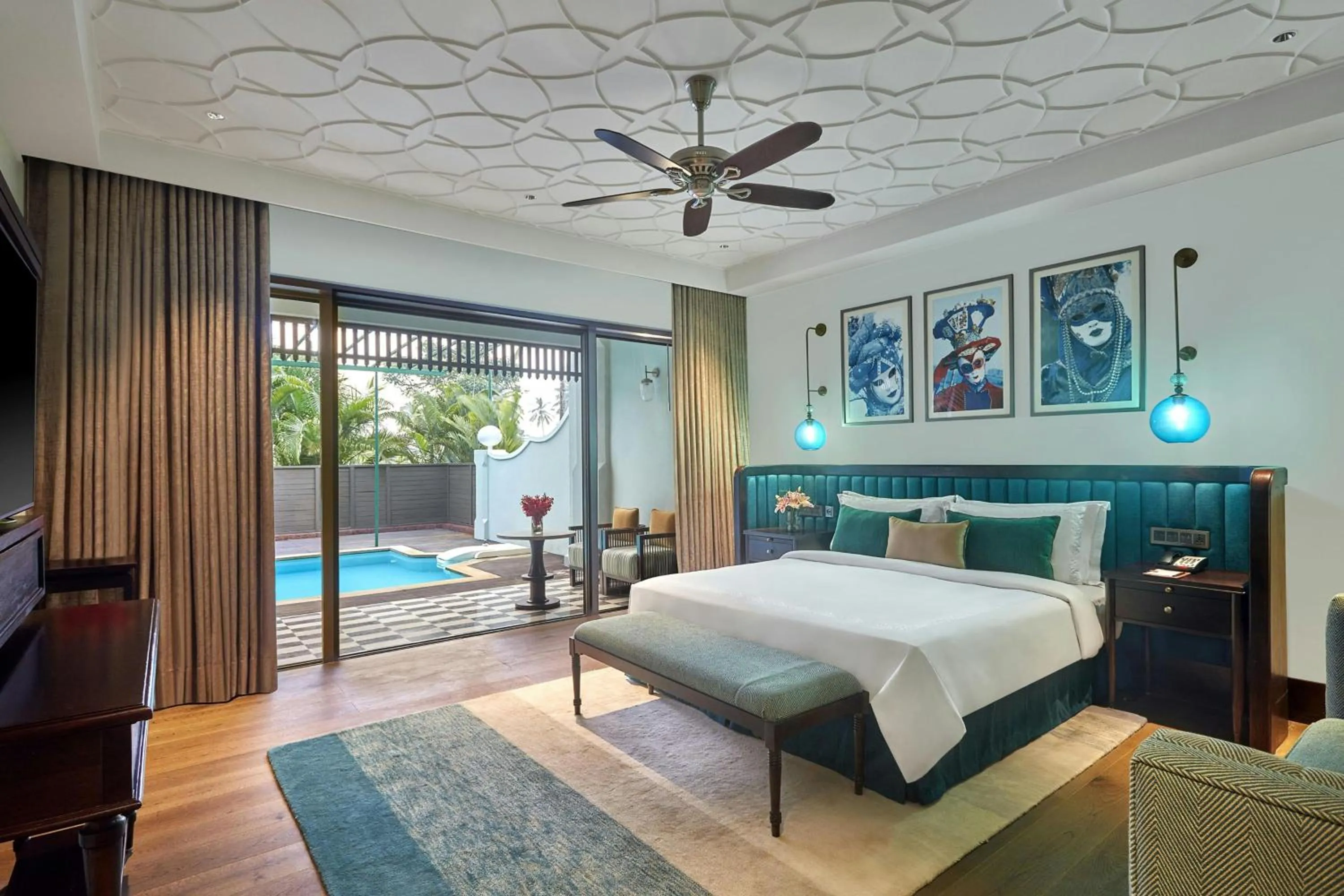 Swimming pool, Bed in ITC Grand Goa, a Luxury Collection Resort & Spa, Goa