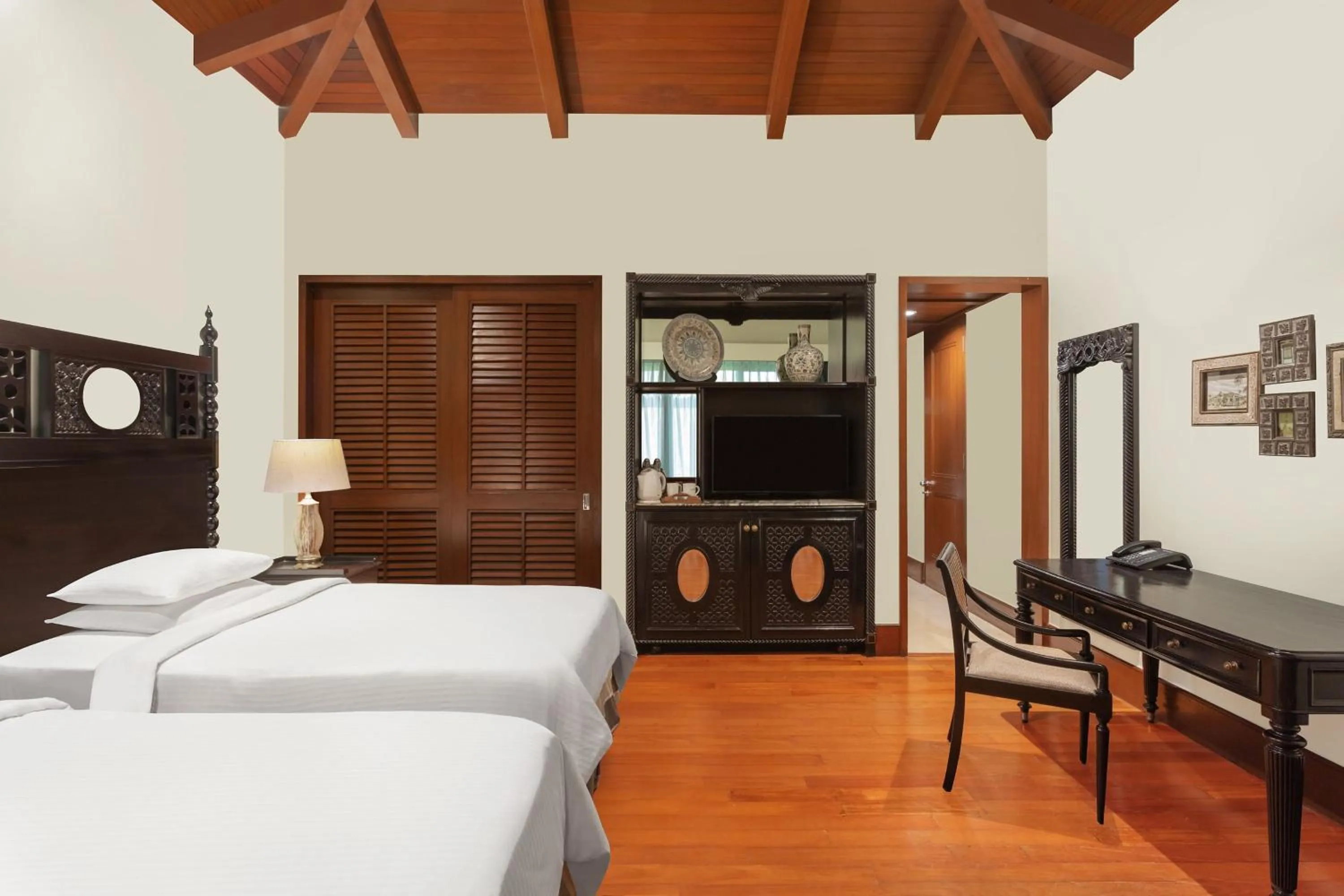 Bedroom, Bed in ITC Grand Goa, a Luxury Collection Resort & Spa, Goa