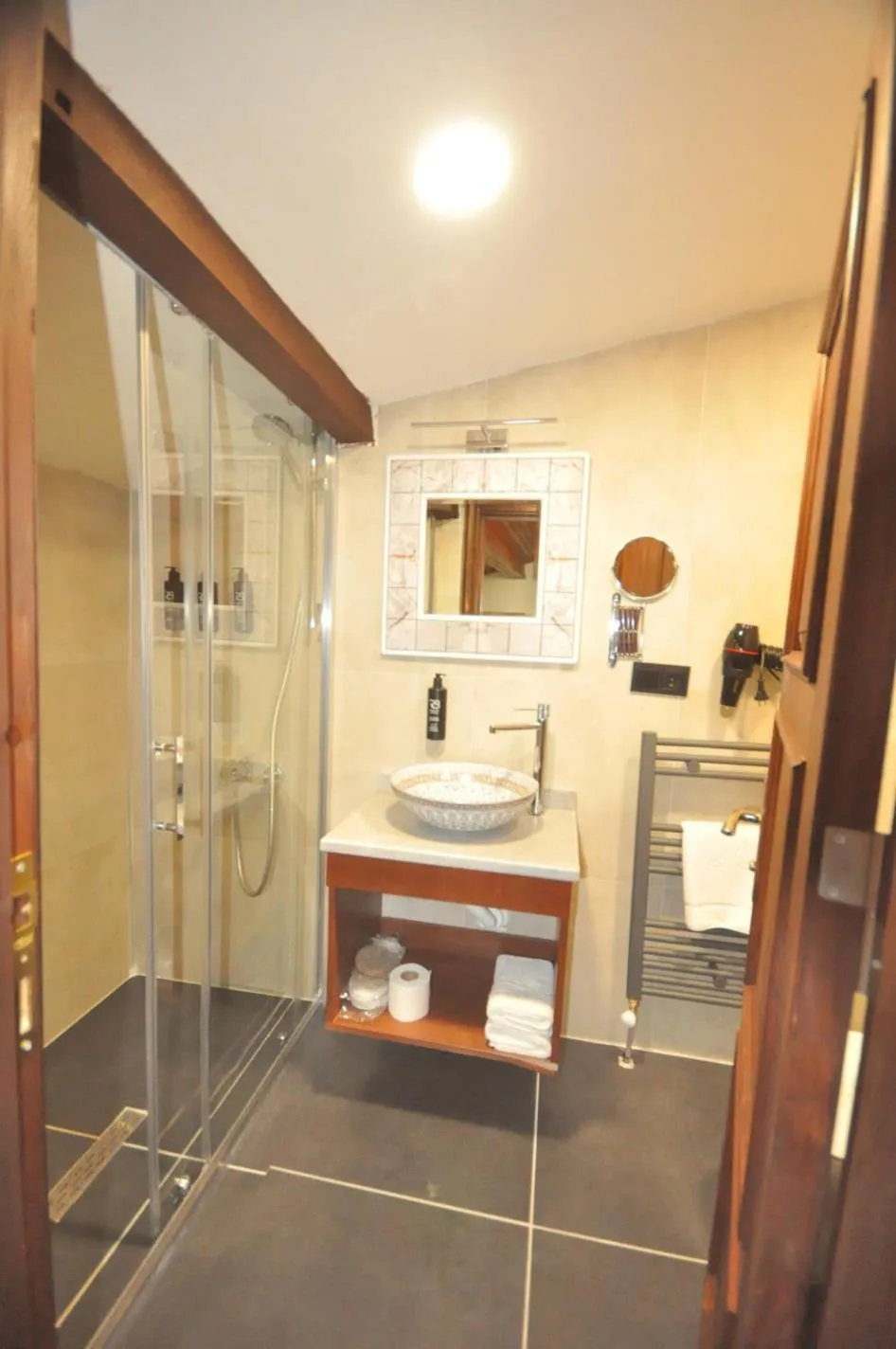Bathroom in Mihman Konak Hotel