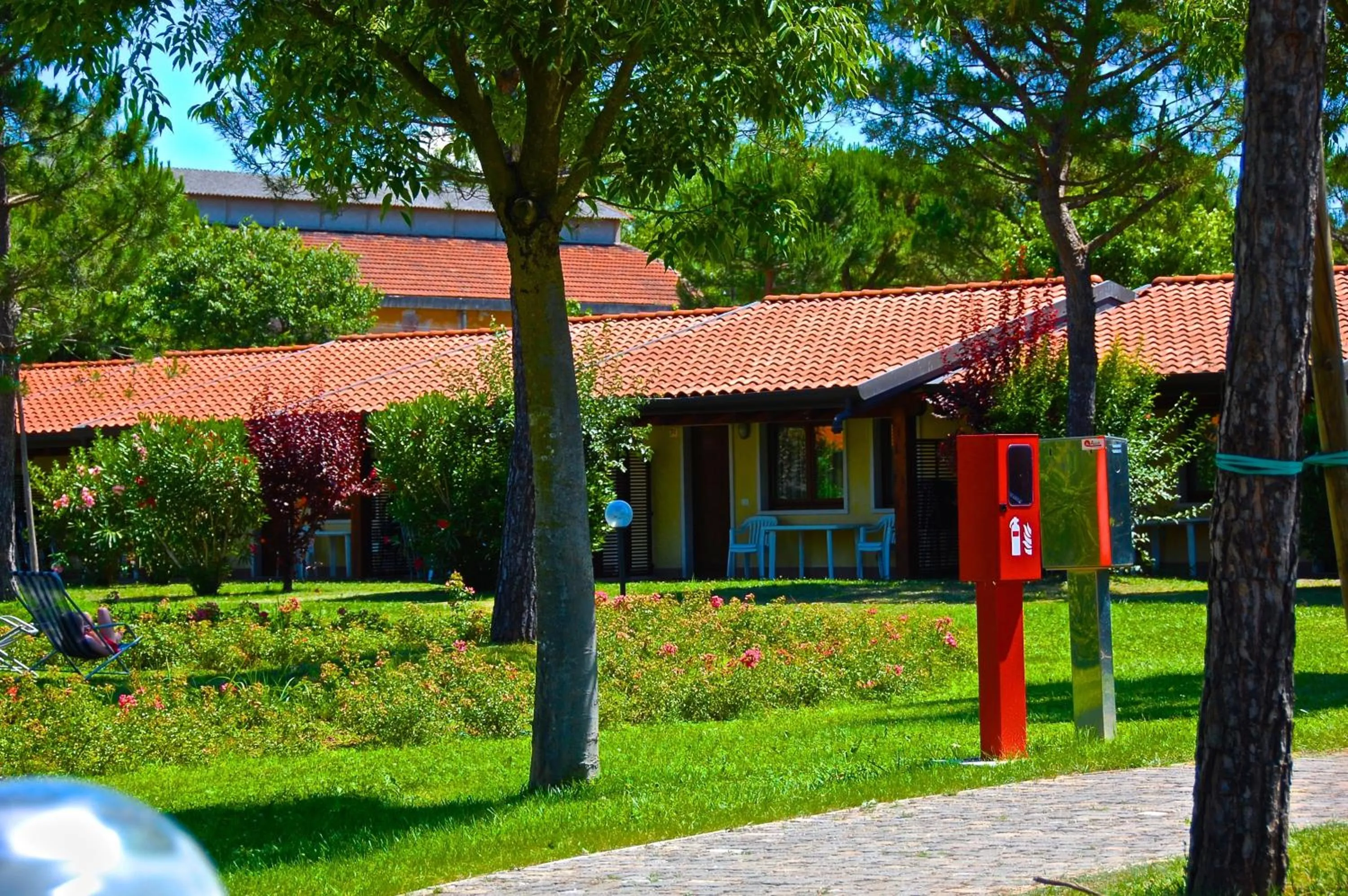 Property building in Campeggio del Garda