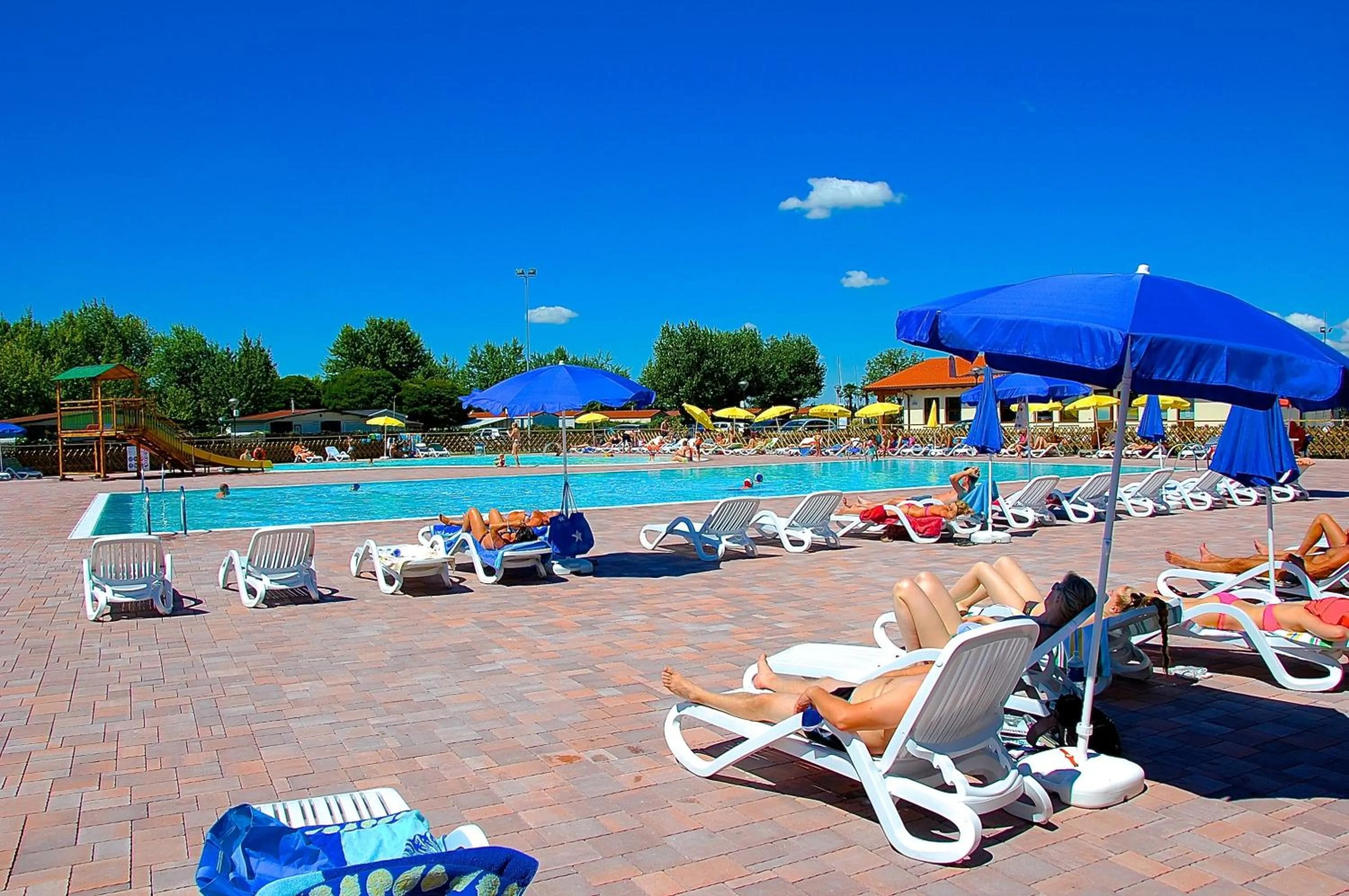 Swimming pool in Campeggio del Garda